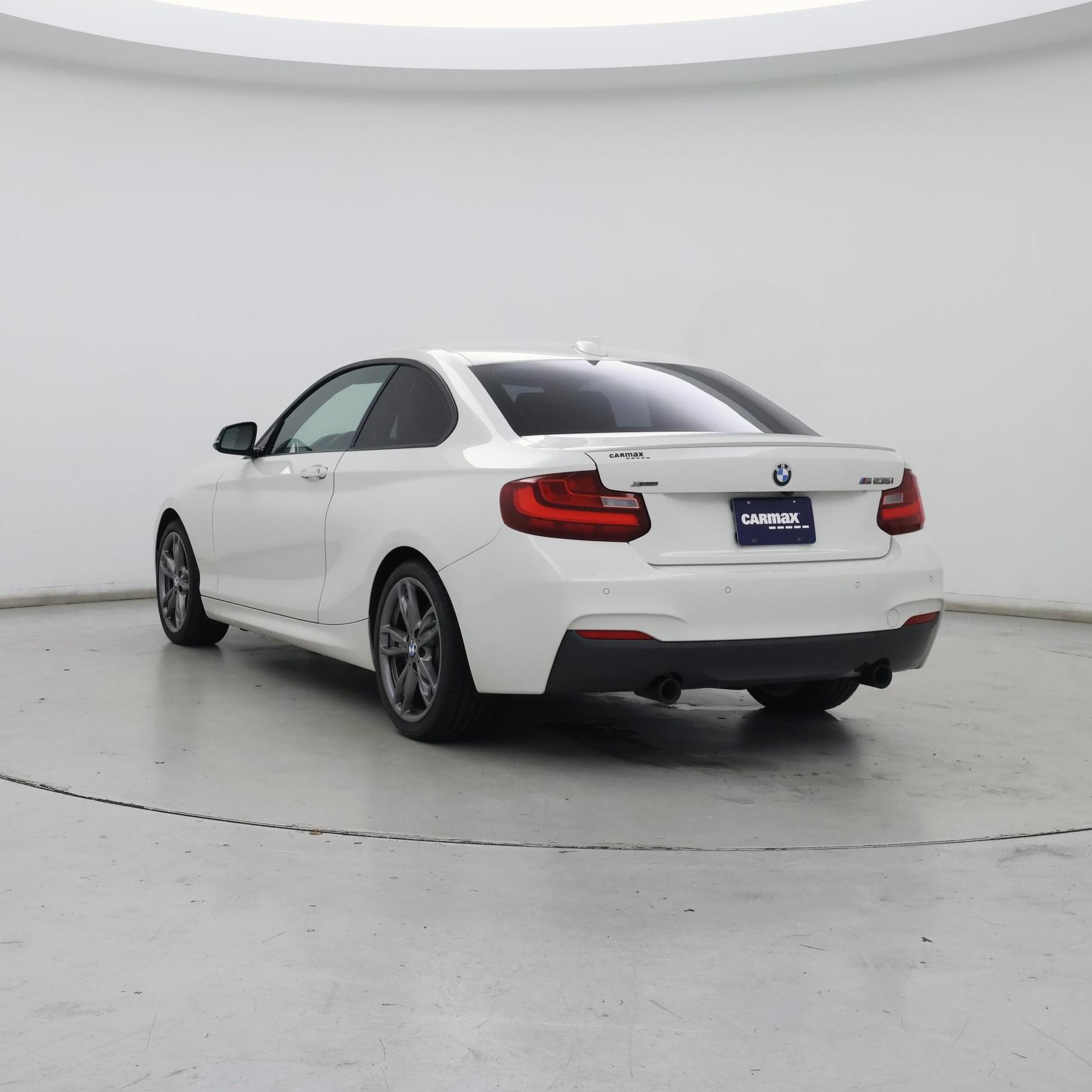 Thumbnail: 2016 BMW 2 Series - 2