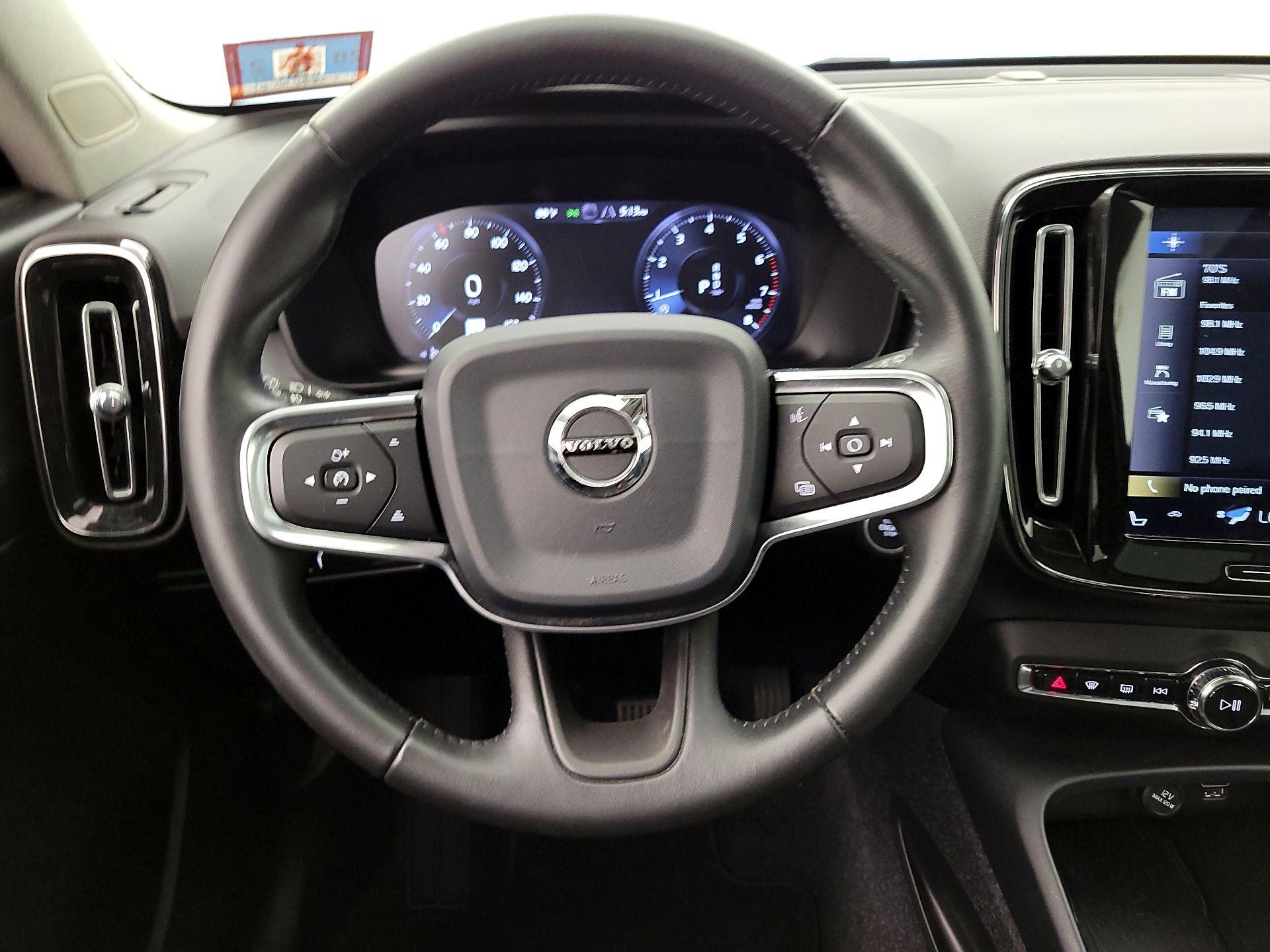 Thumbnail: 2020 Volvo XC40 - 10