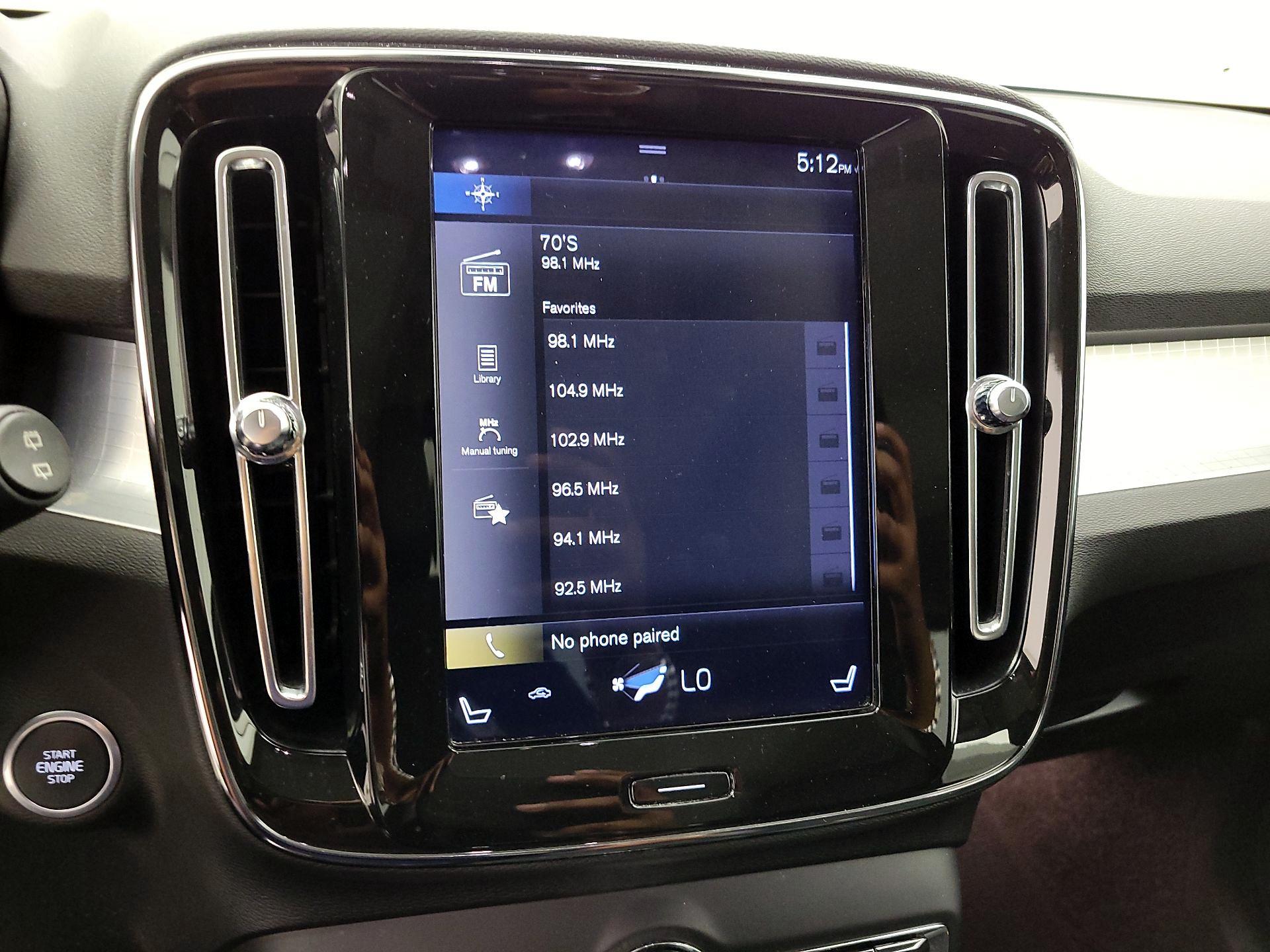 Thumbnail: 2020 Volvo XC40 - 16