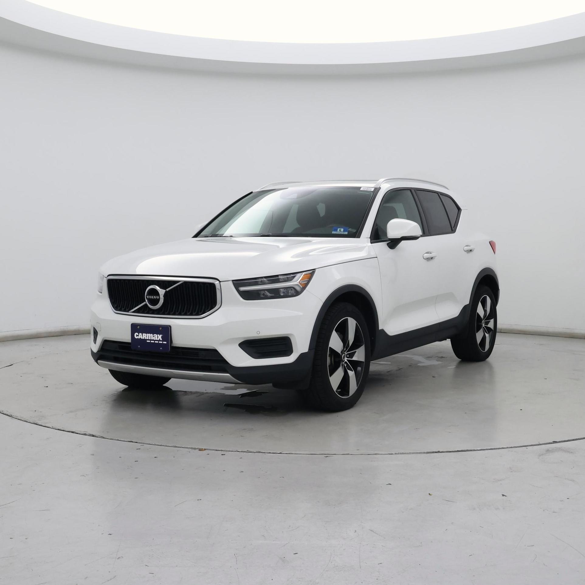 Thumbnail: 2020 Volvo XC40 - 4