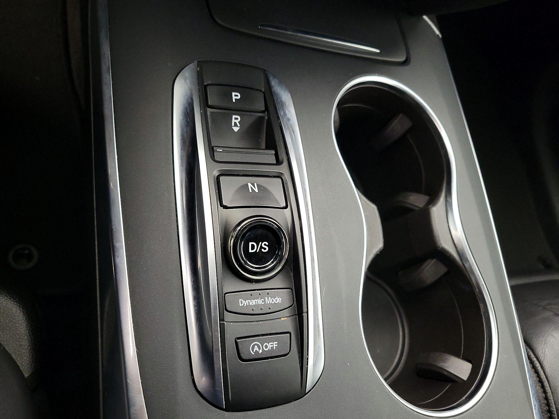 Thumbnail: 2019 Acura MDX - 17