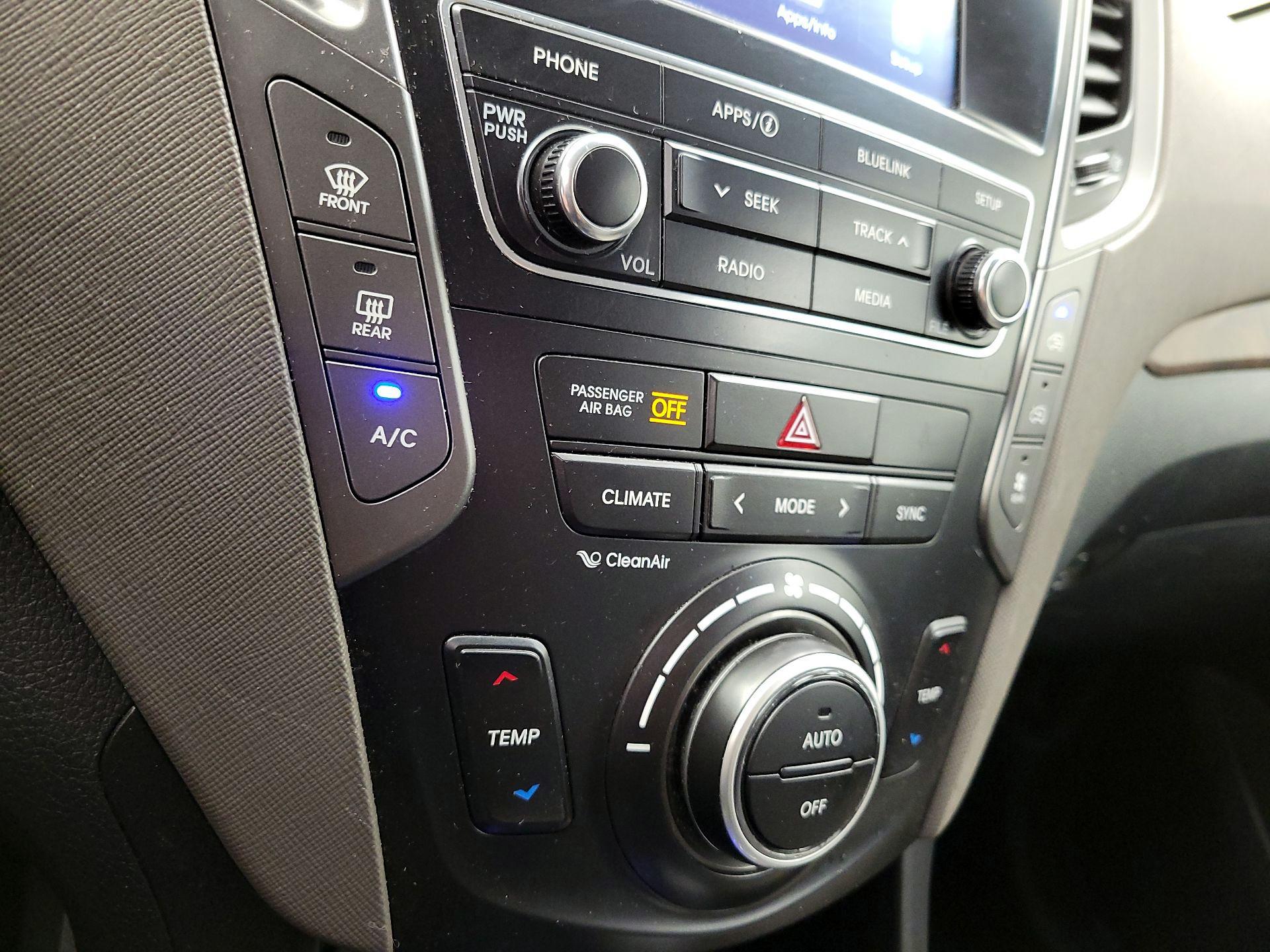 Thumbnail: 2018 Hyundai Santa Fe - 16