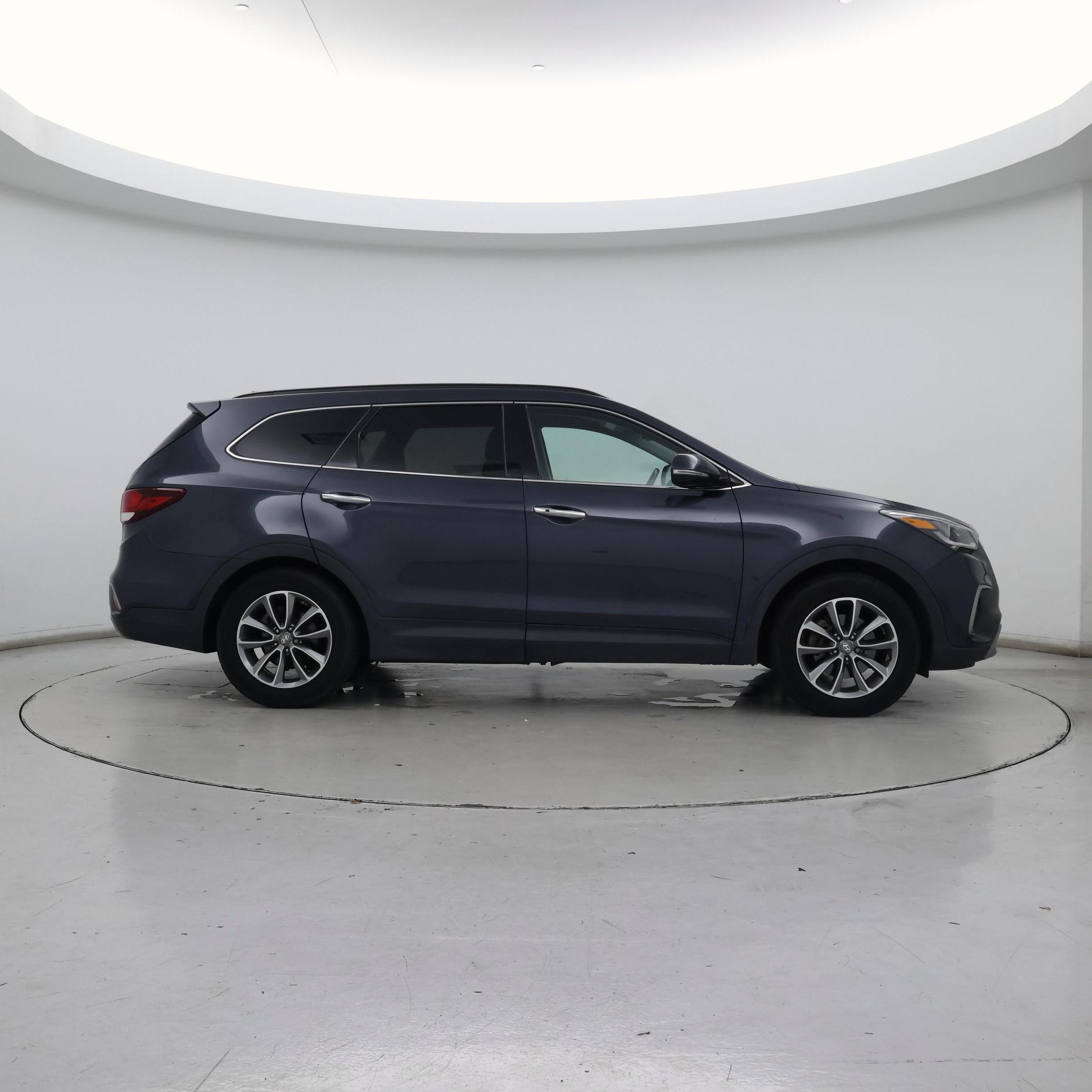 Thumbnail: 2018 Hyundai Santa Fe - 7