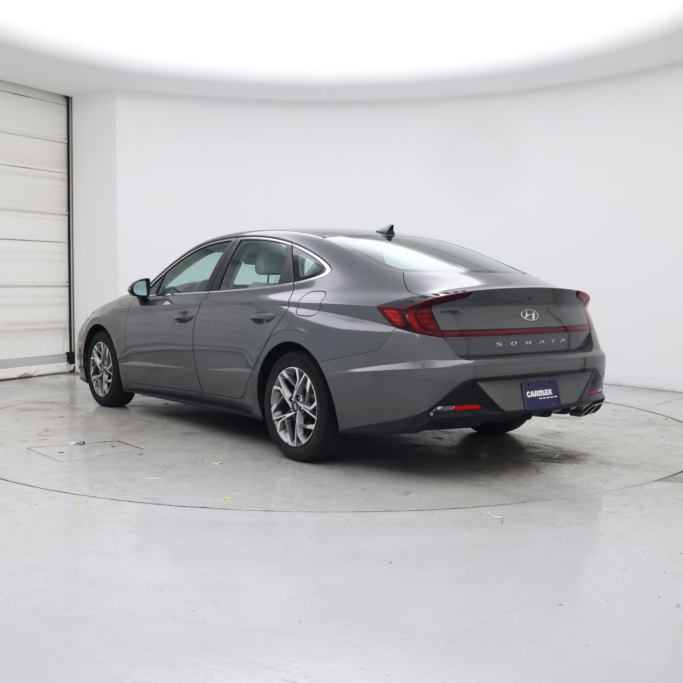 Thumbnail: 2022 Hyundai Sonata - 2