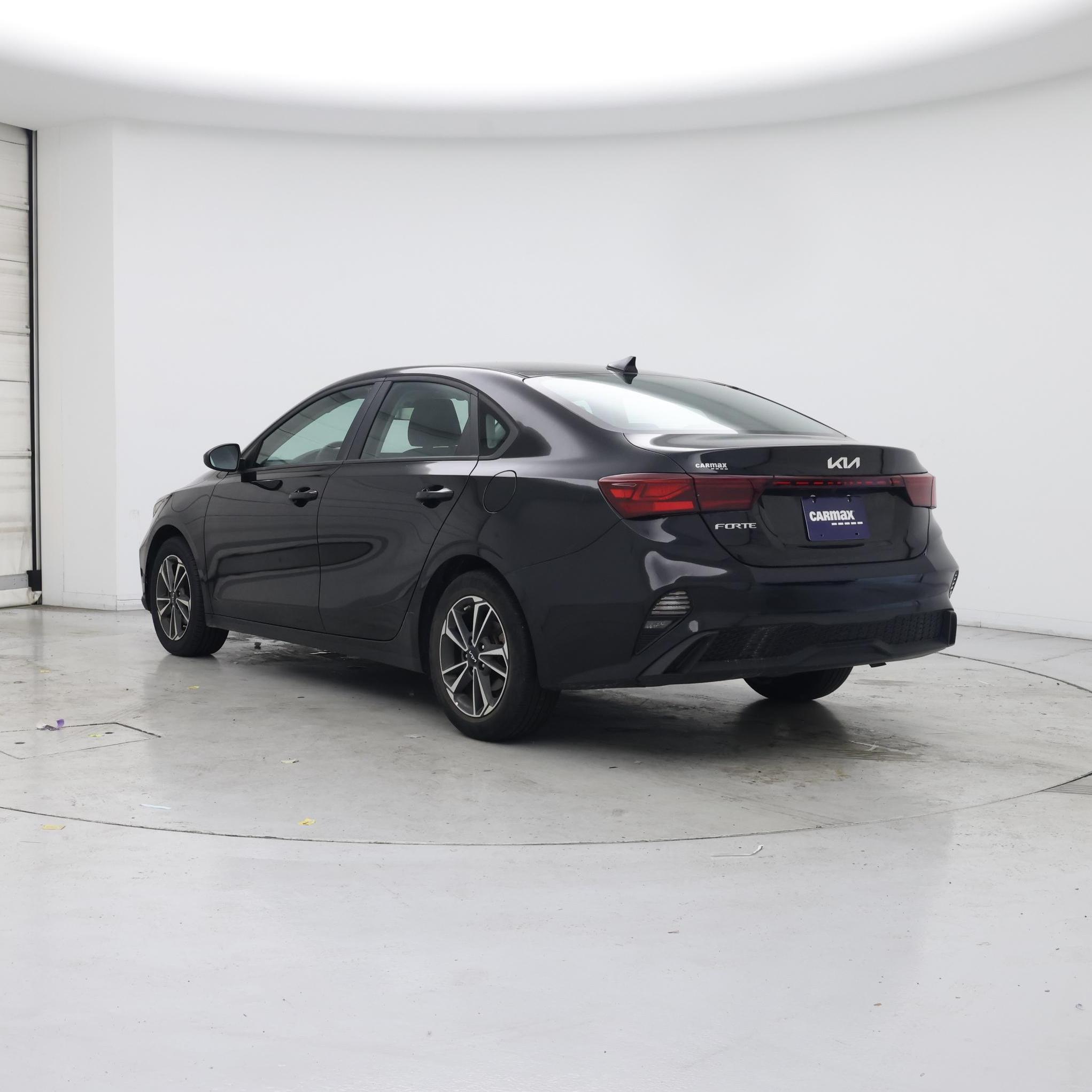 Thumbnail: 2022 Kia Forte - 2