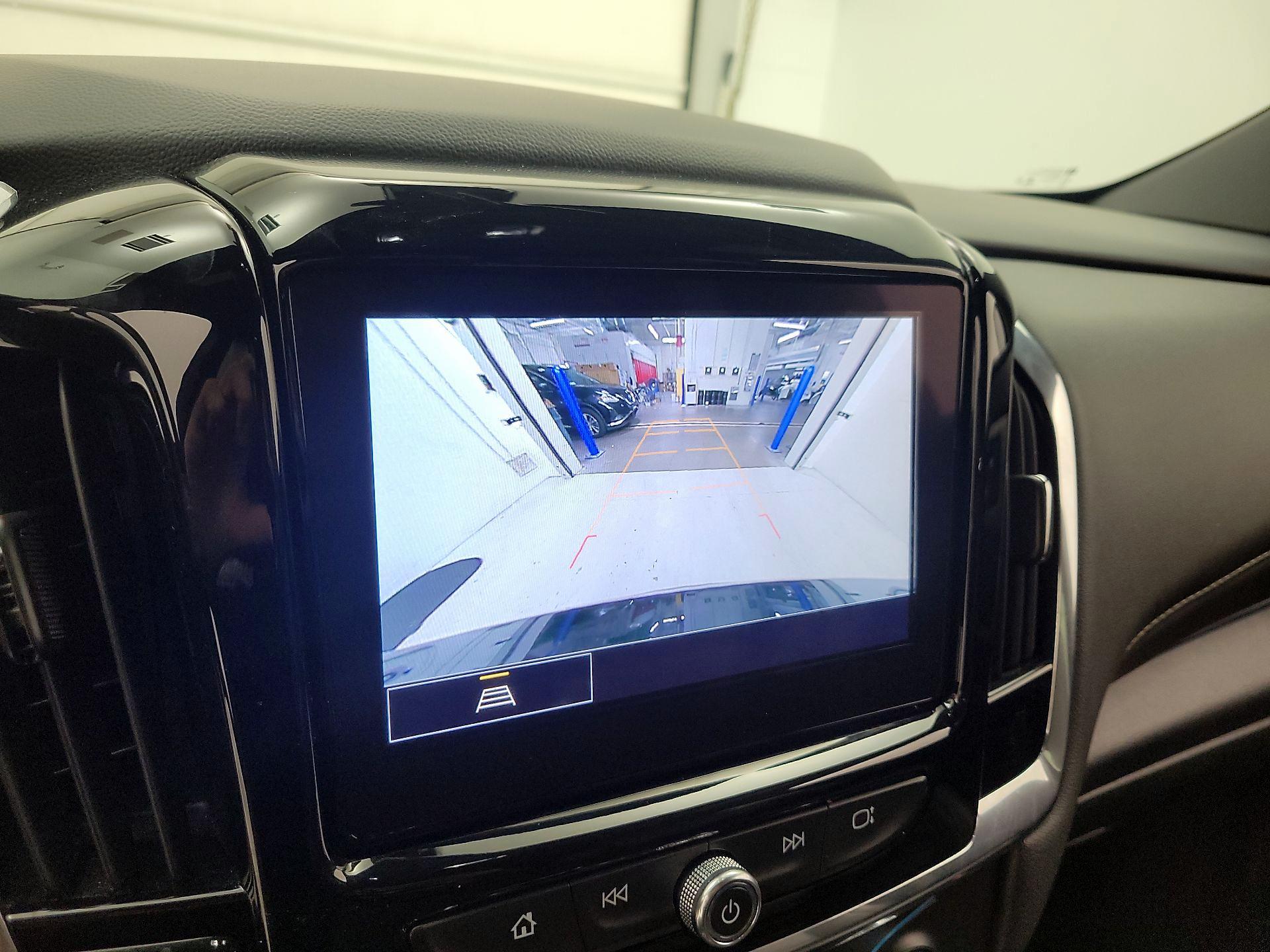 Thumbnail: 2023 Chevrolet Traverse - 14