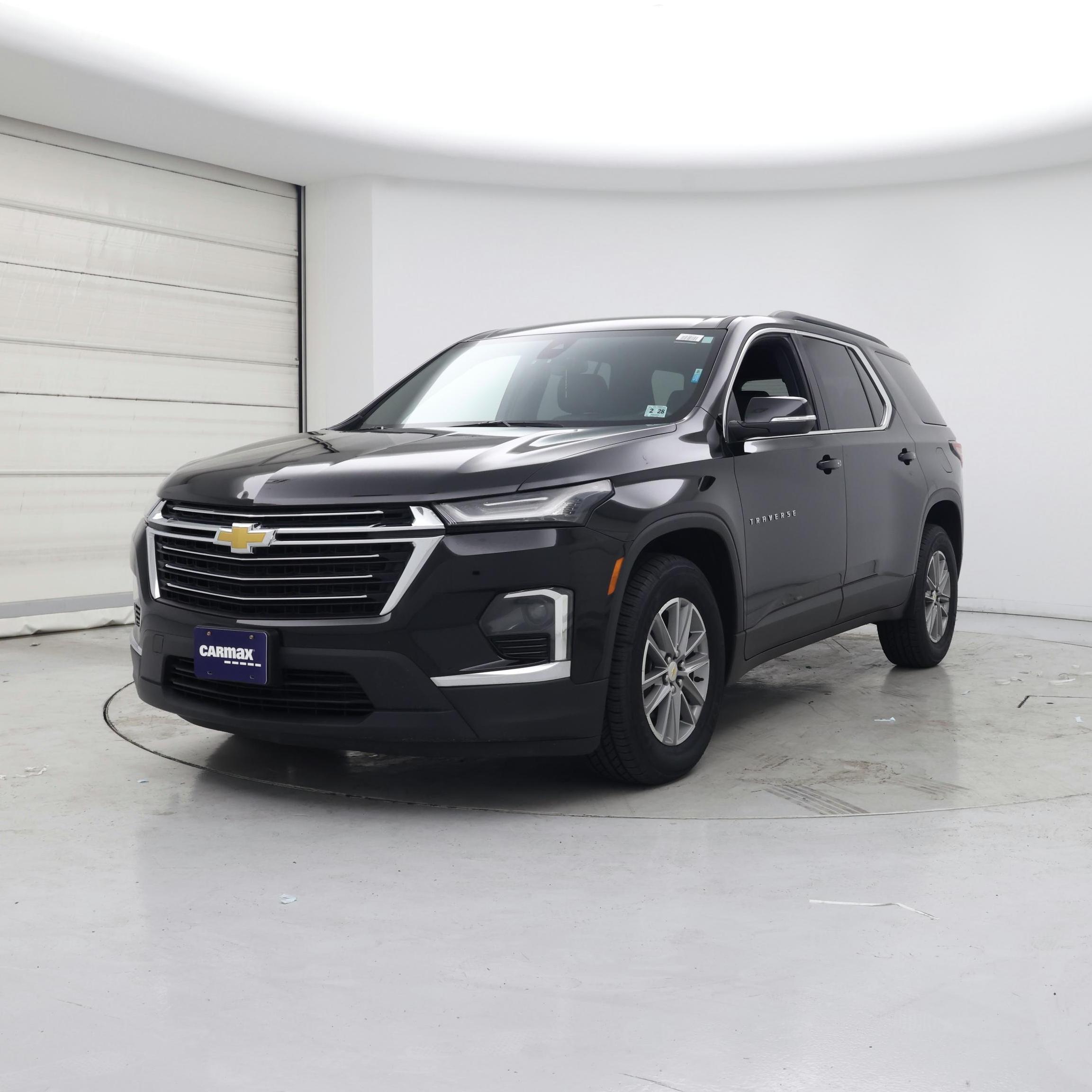 Thumbnail: 2023 Chevrolet Traverse - 4