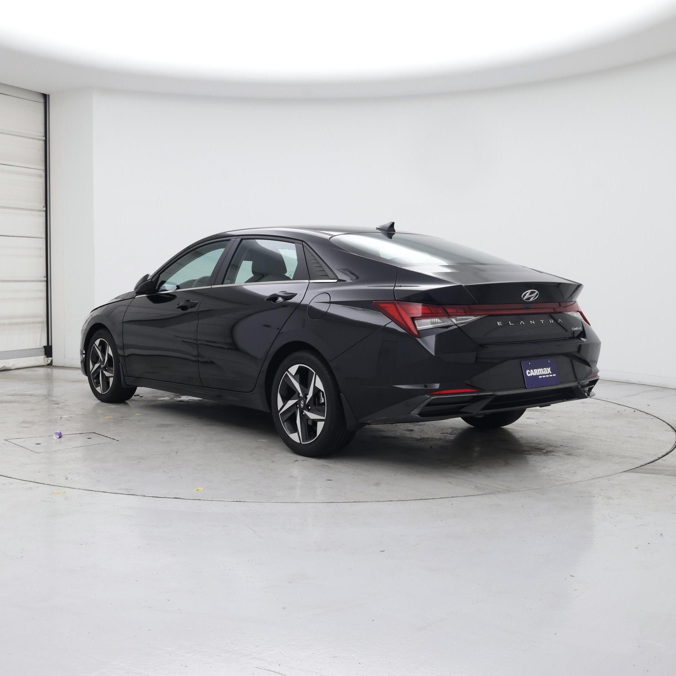 Thumbnail: 2023 Hyundai Elantra - 2
