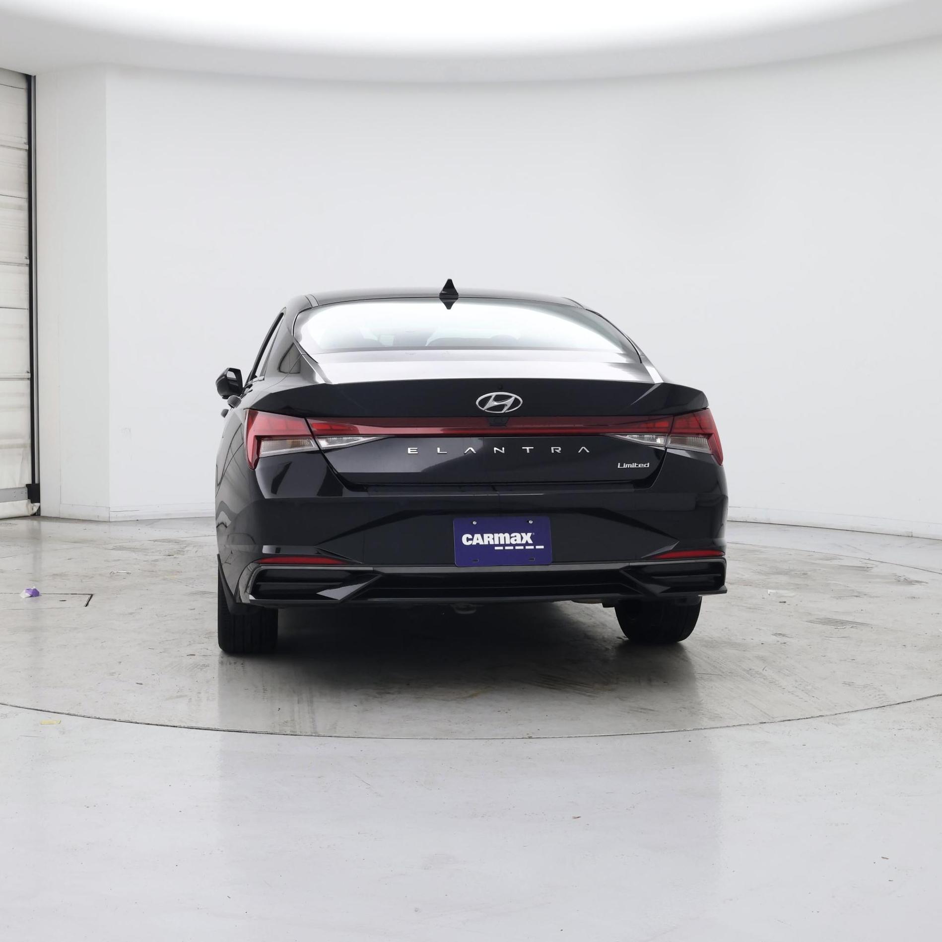 Thumbnail: 2023 Hyundai Elantra - 6
