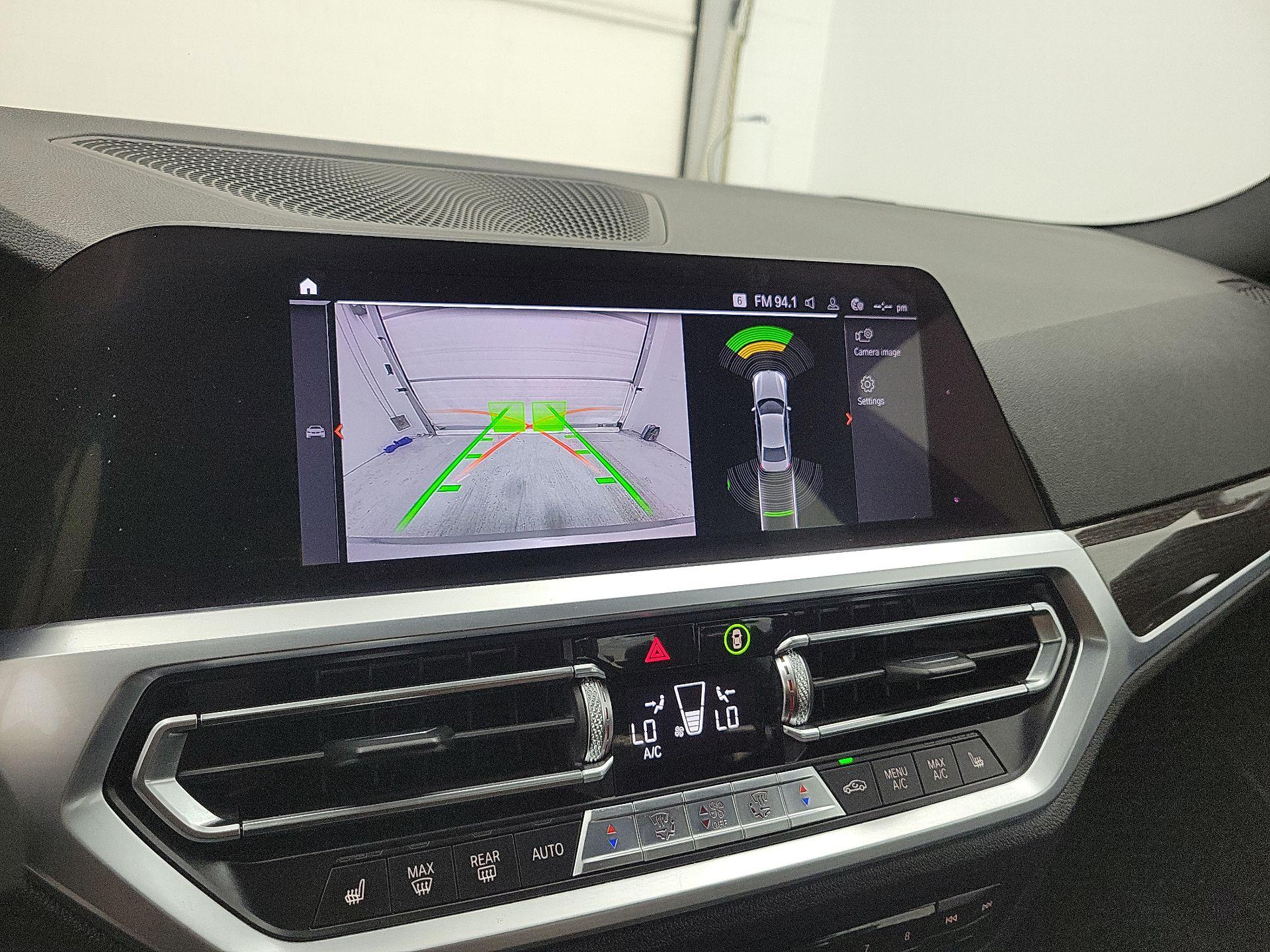 Thumbnail: 2019 BMW 3 Series - 15