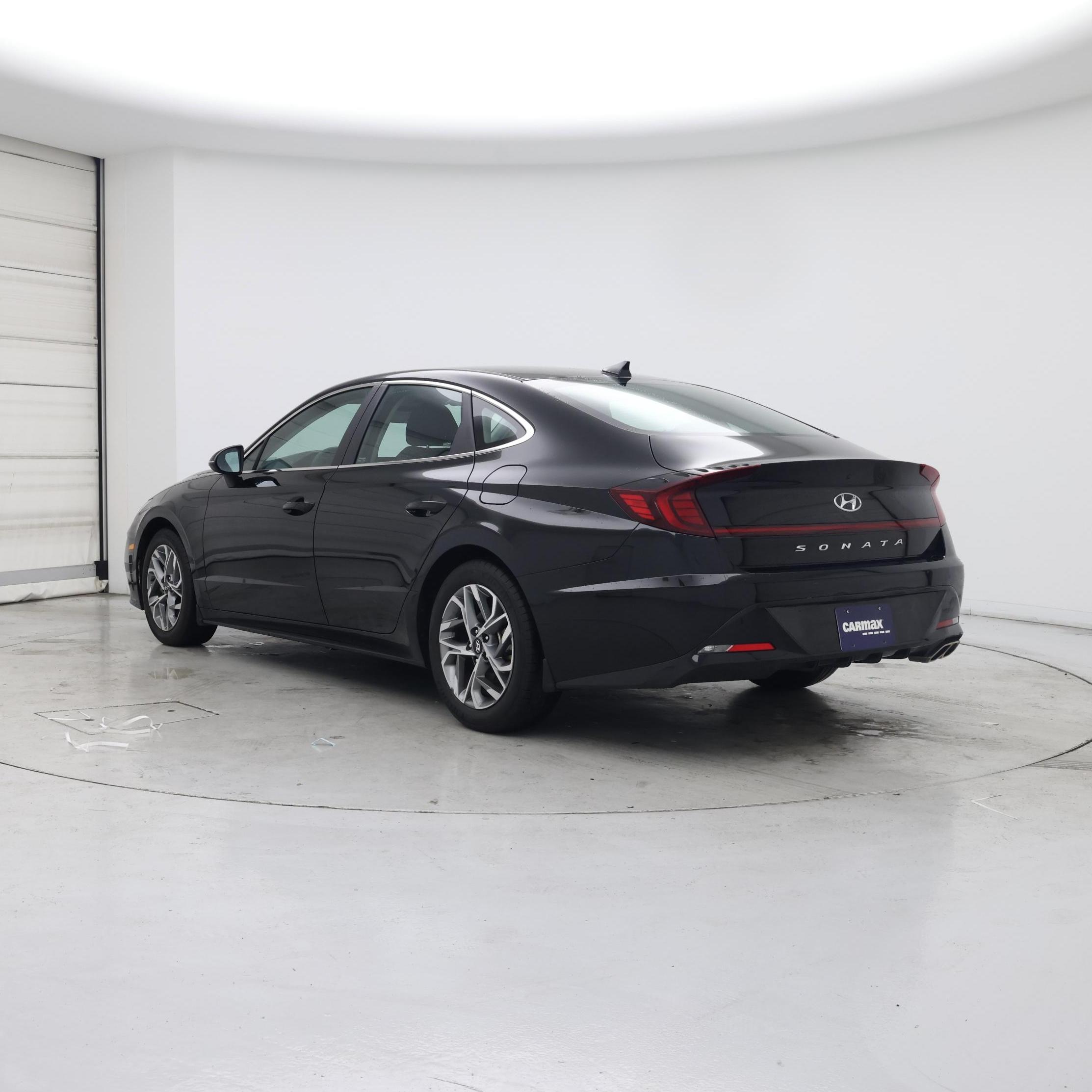 Thumbnail: 2023 Hyundai Sonata - 2