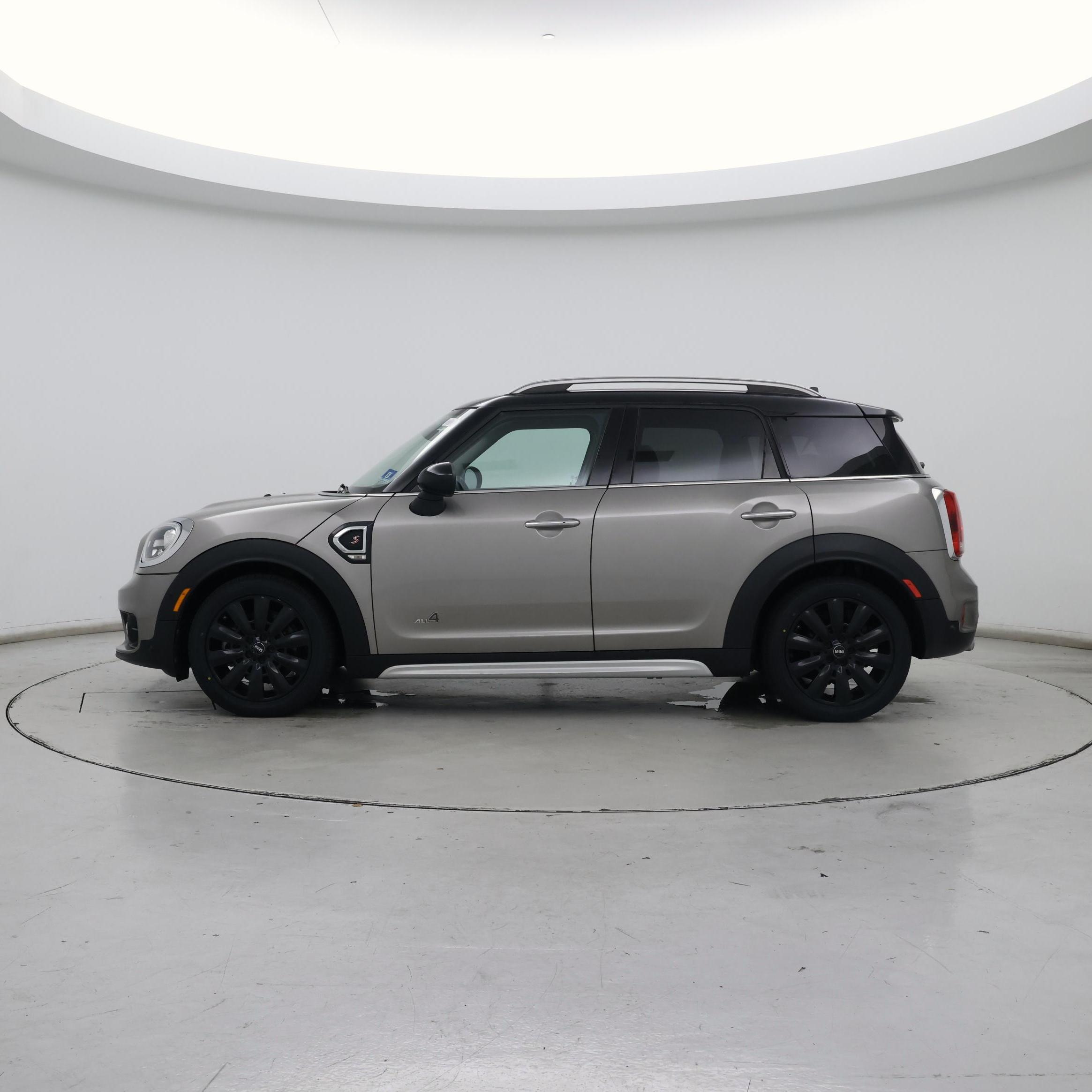 Thumbnail: 2017 MINI Cooper Countryman - 3