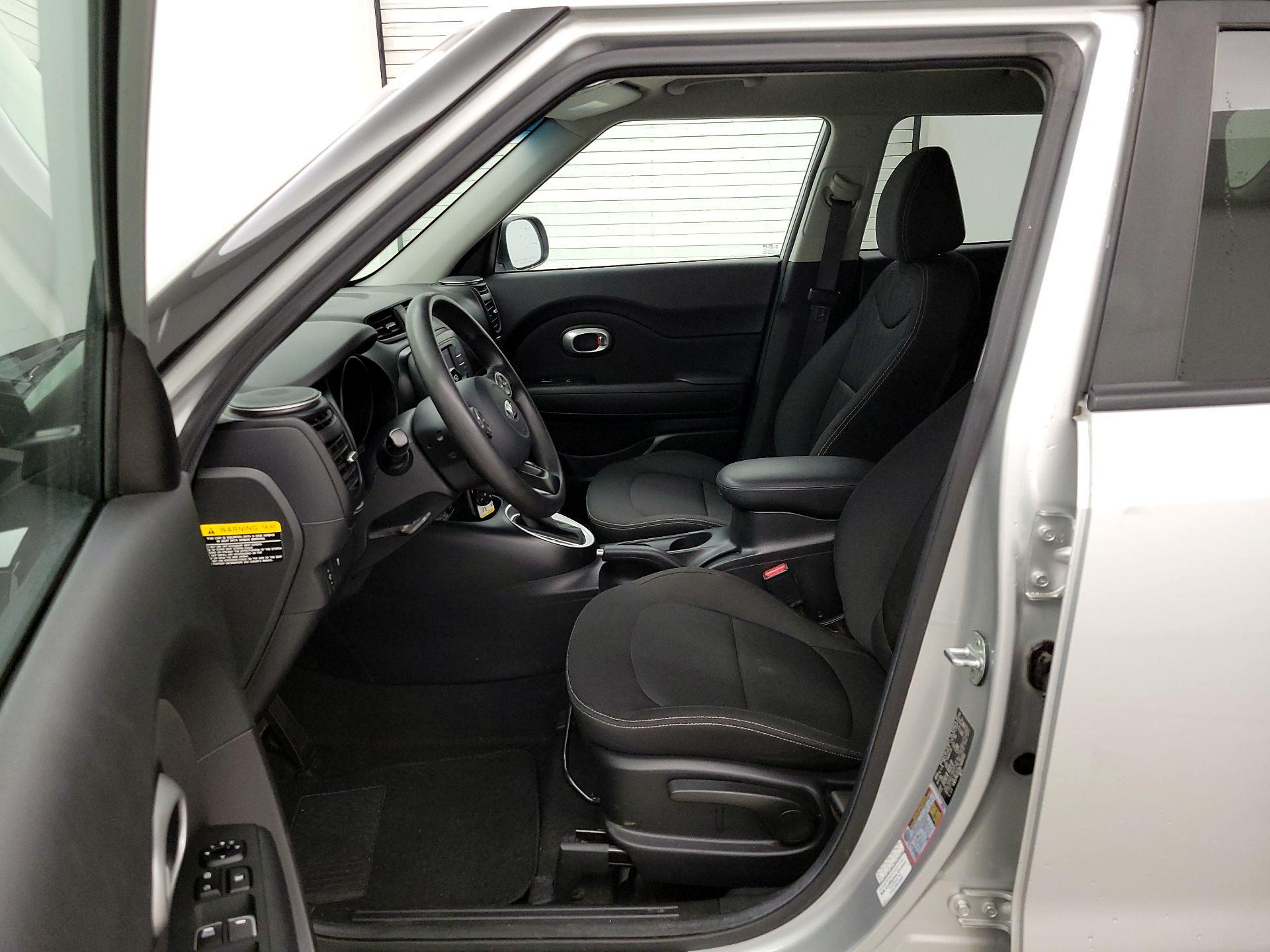 Thumbnail: 2019 Kia Soul - 11