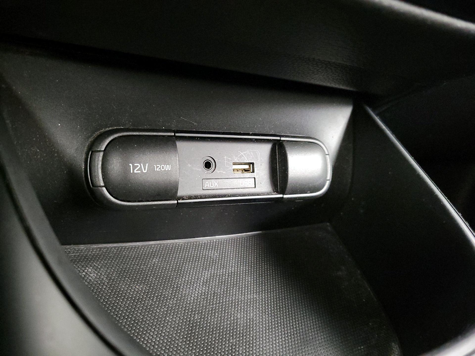 Thumbnail: 2019 Kia Soul - 18