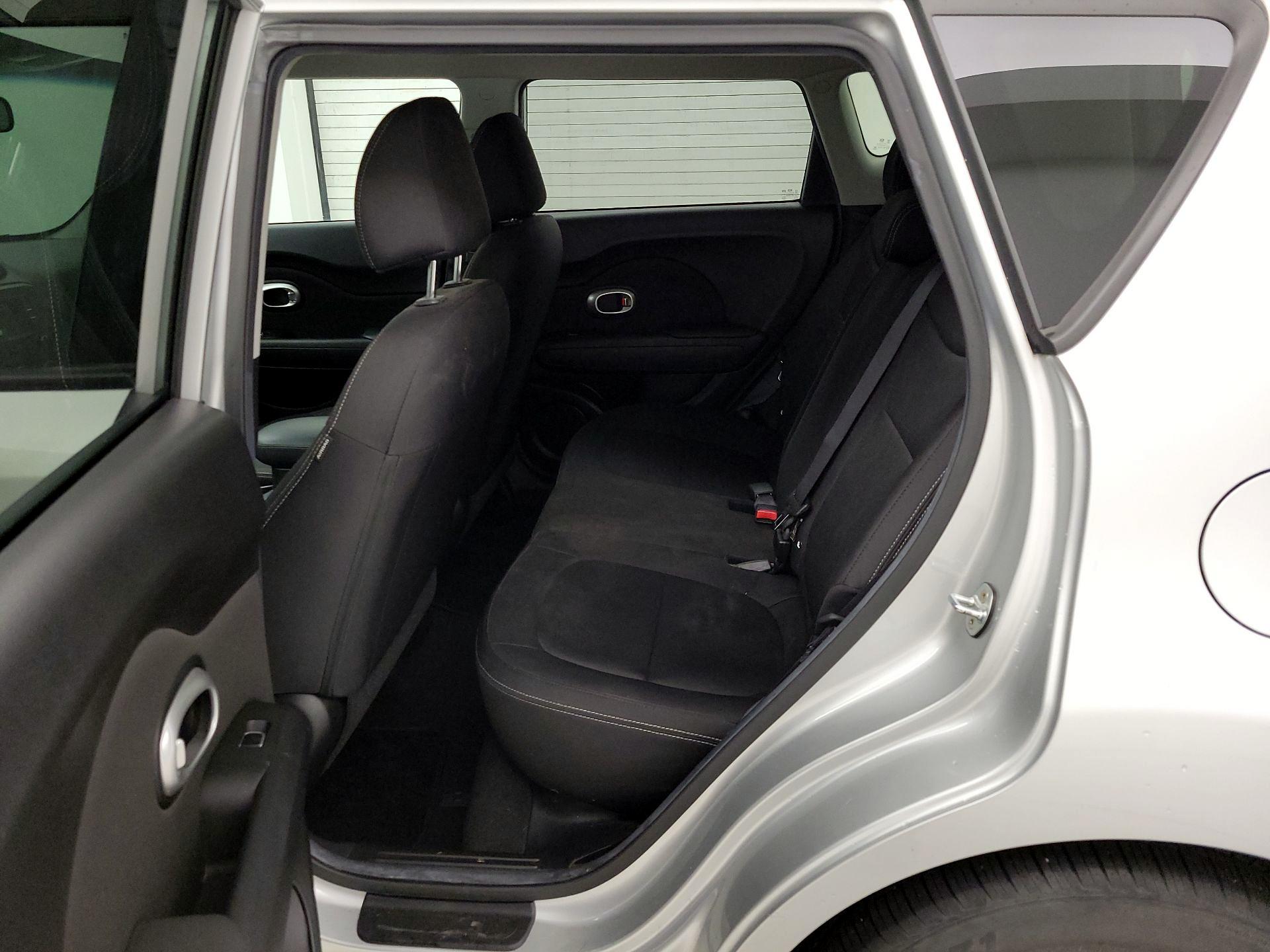 Thumbnail: 2019 Kia Soul - 19