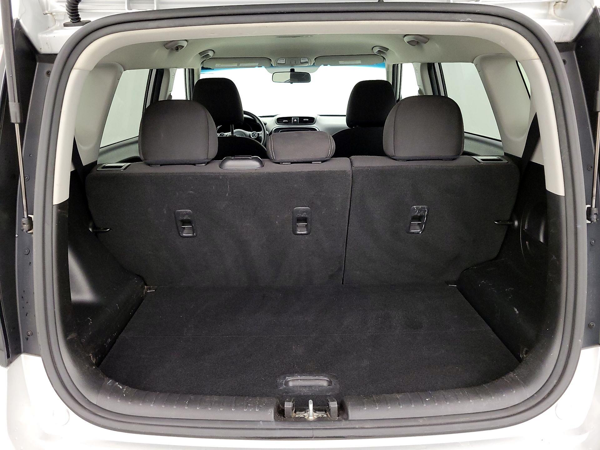 Thumbnail: 2019 Kia Soul - 20