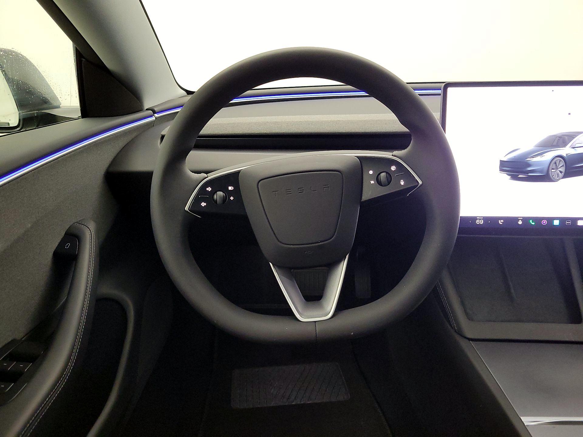 Thumbnail: 2025 Tesla Model 3 - 10