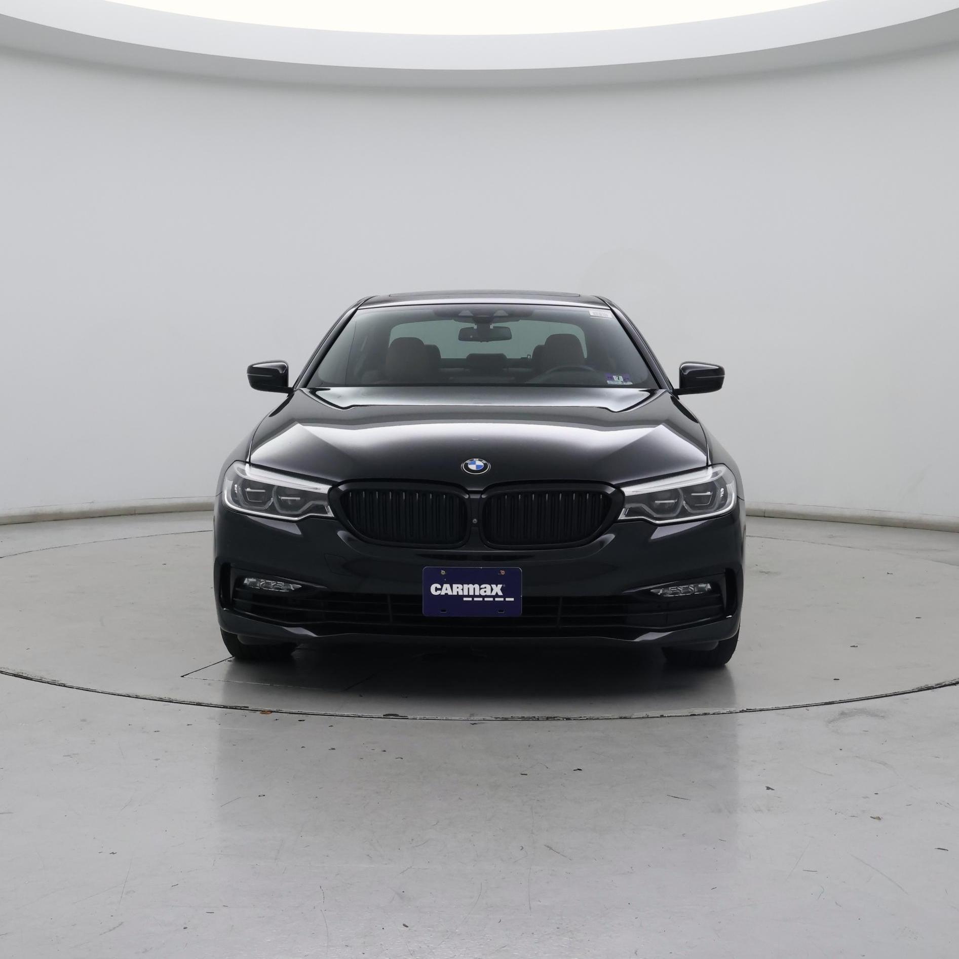 Thumbnail: 2017 BMW 5 Series - 5