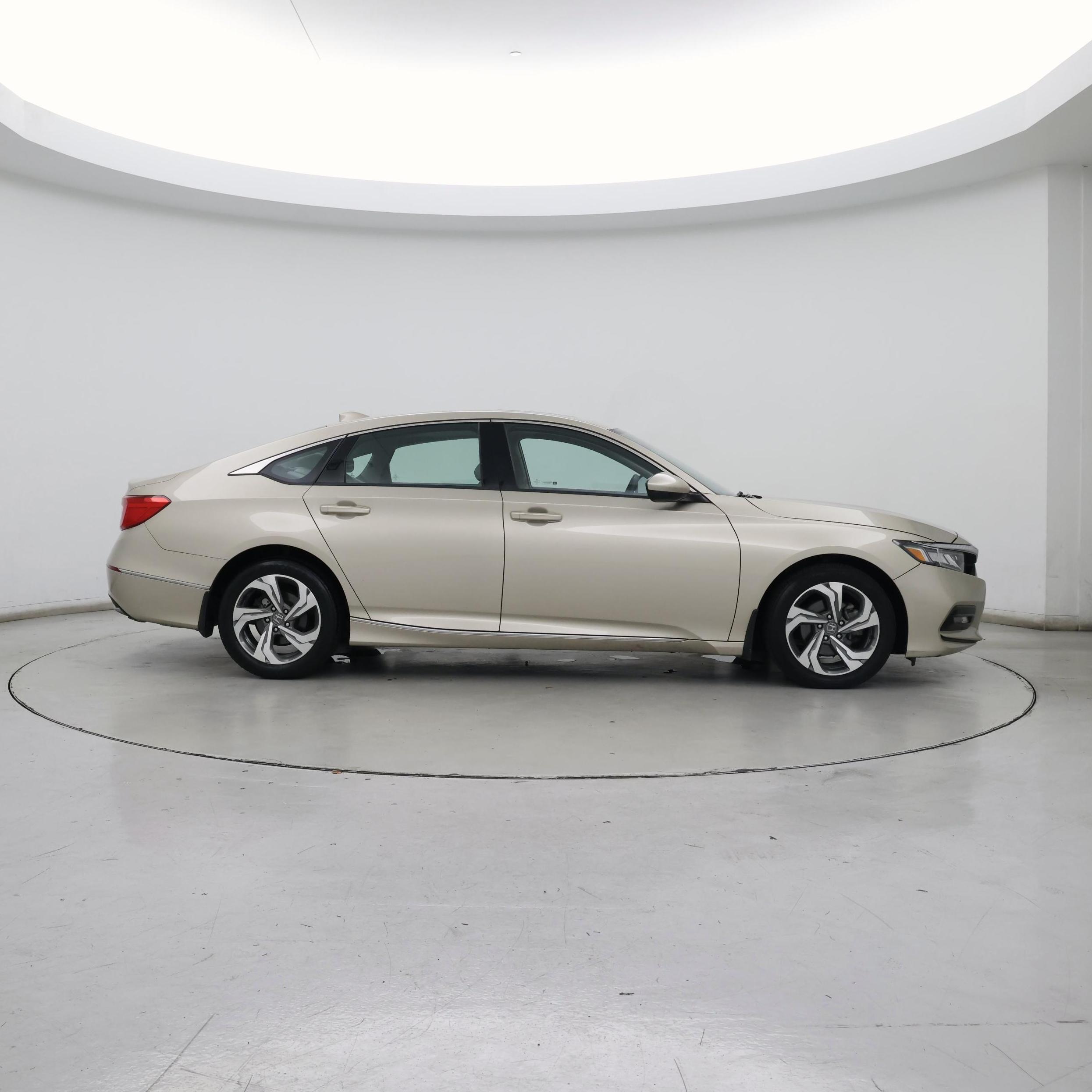 Thumbnail: 2018 Honda Accord - 7