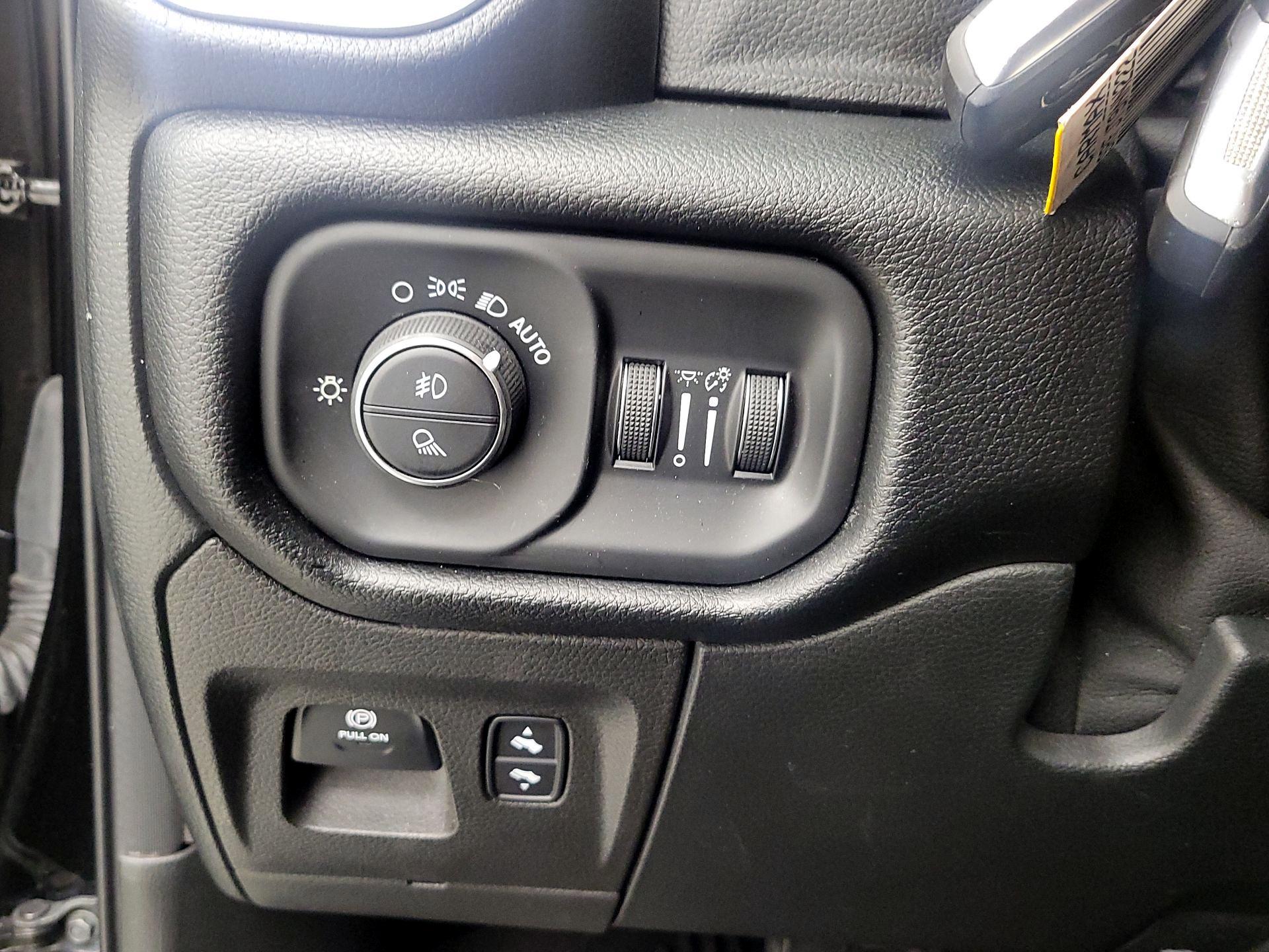 Thumbnail: 2022 RAM 1500 - 13