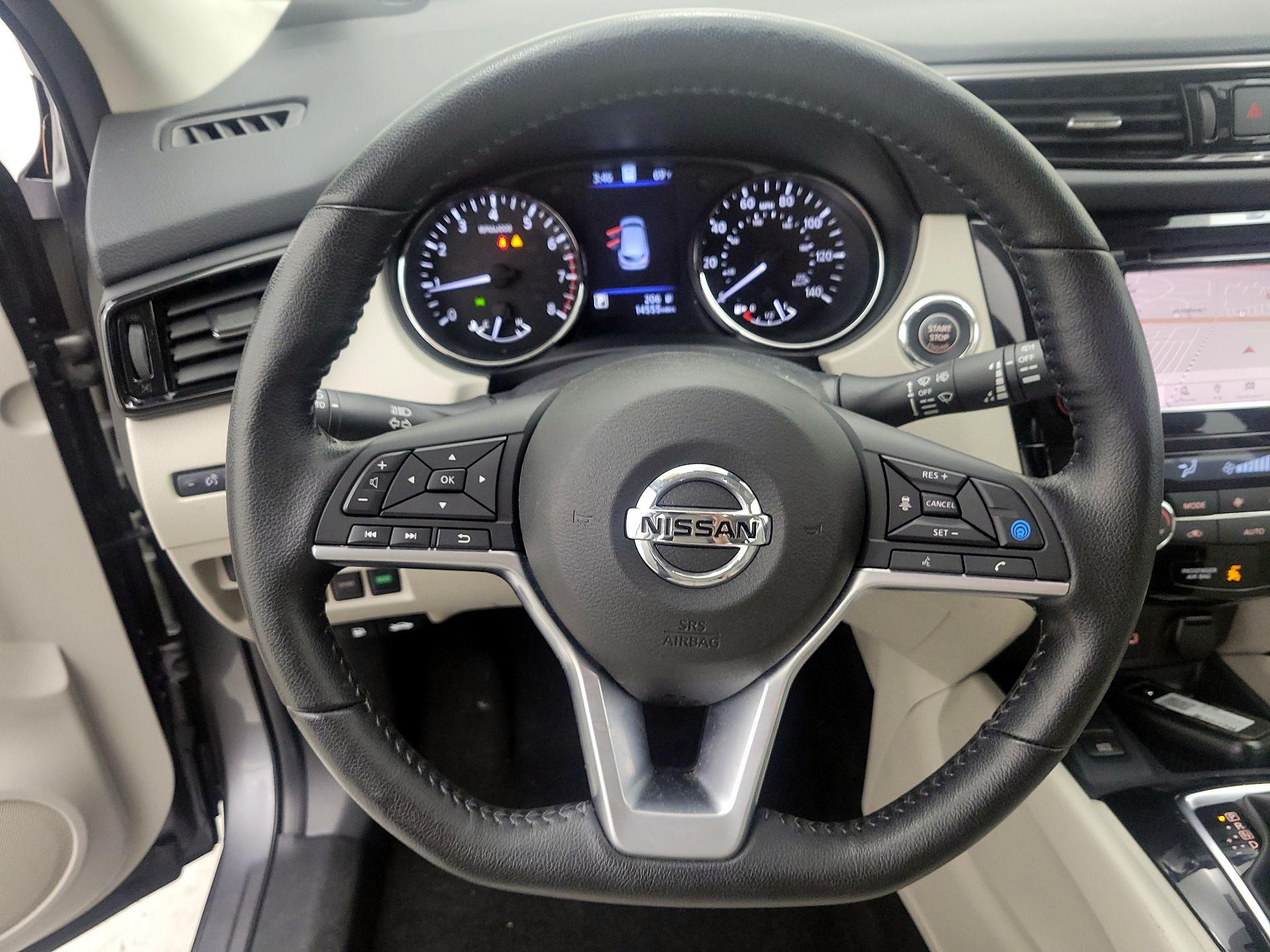 Thumbnail: 2022 Nissan Rogue Sport - 10
