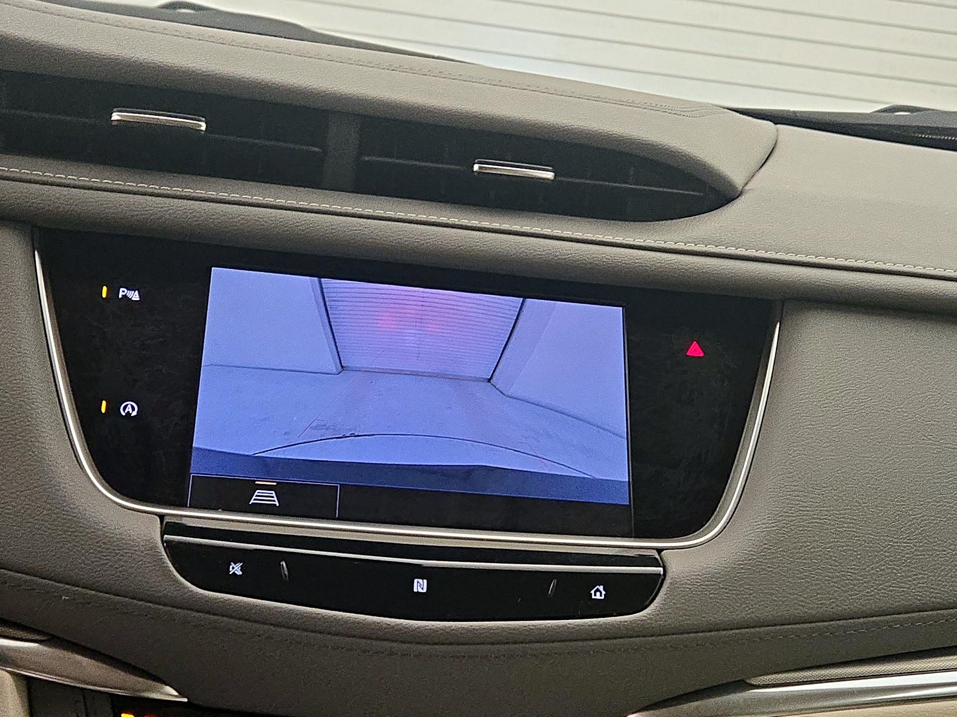 Thumbnail: 2021 Cadillac XT5 - 13