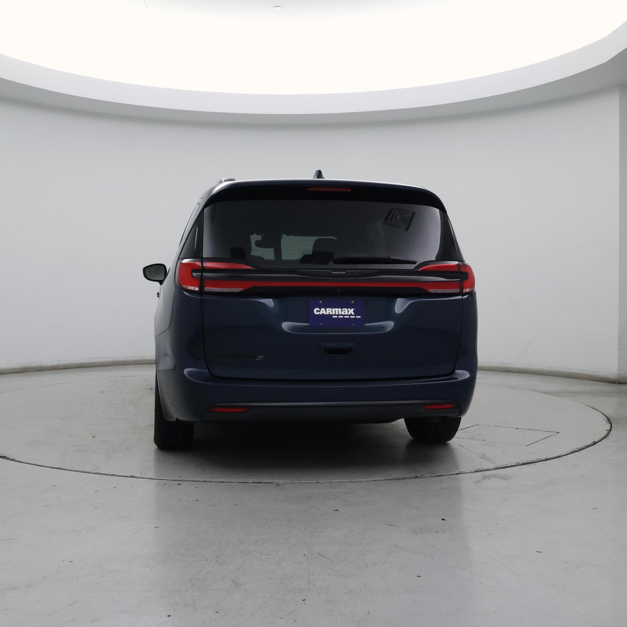 Thumbnail: 2021 Chrysler Pacifica - 6
