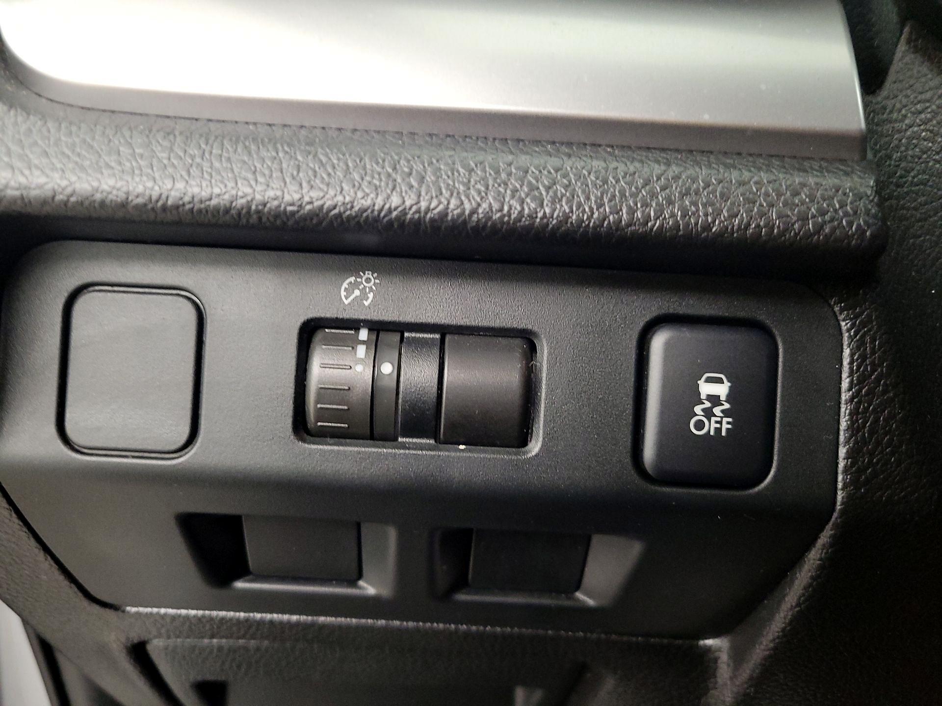 Thumbnail: 2014 Subaru Forester - 13