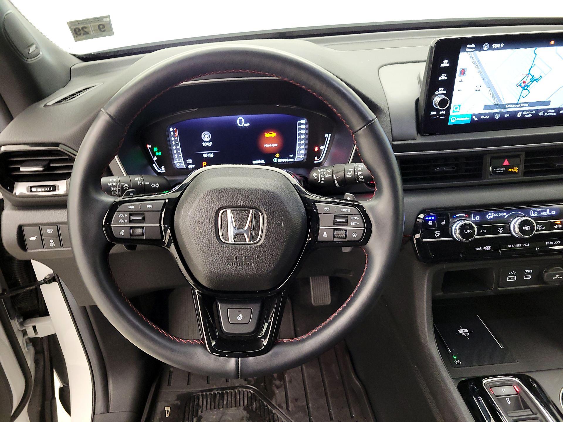Thumbnail: 2025 Honda Pilot - 10