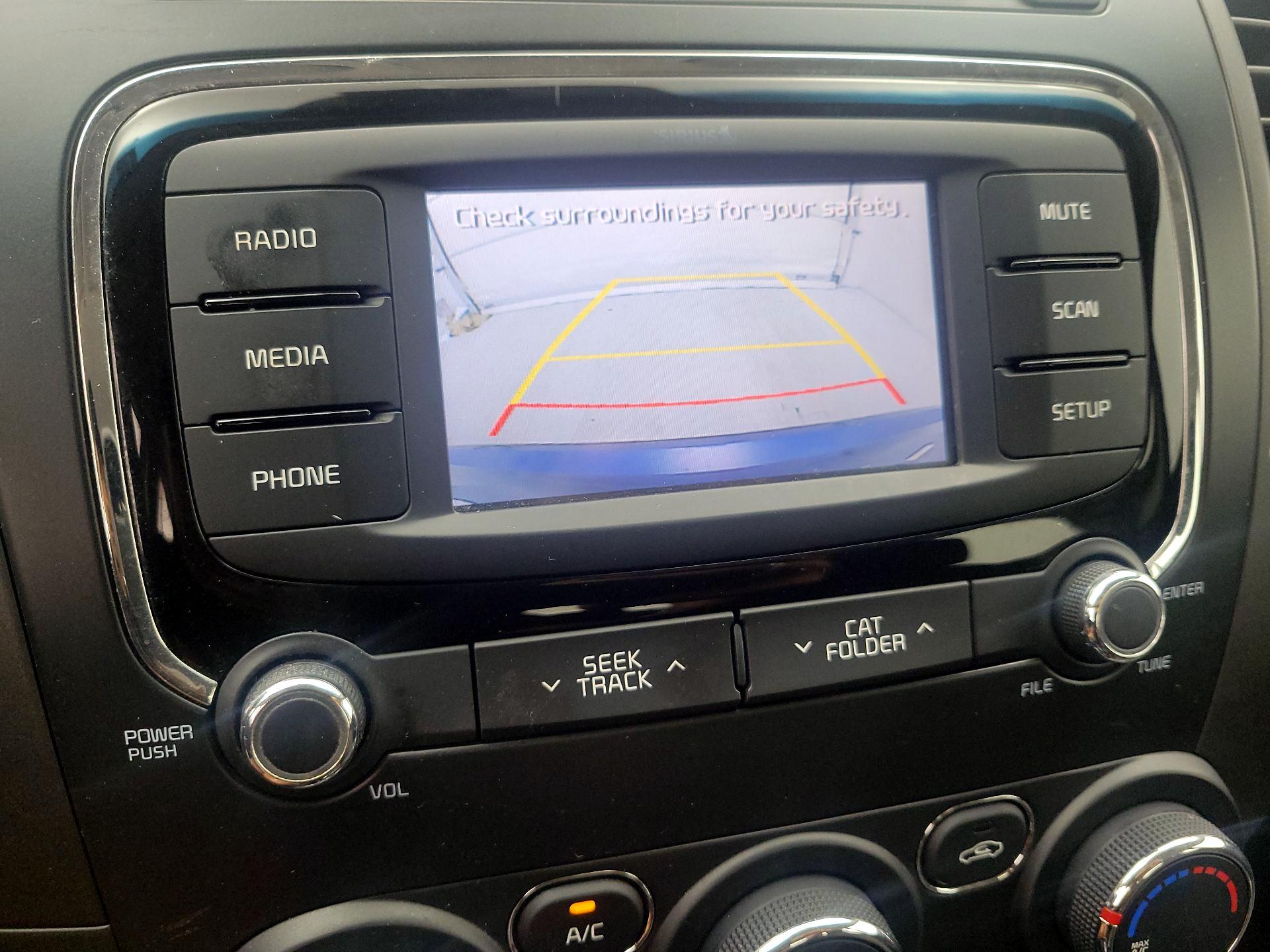 Thumbnail: 2018 Kia Forte - 14