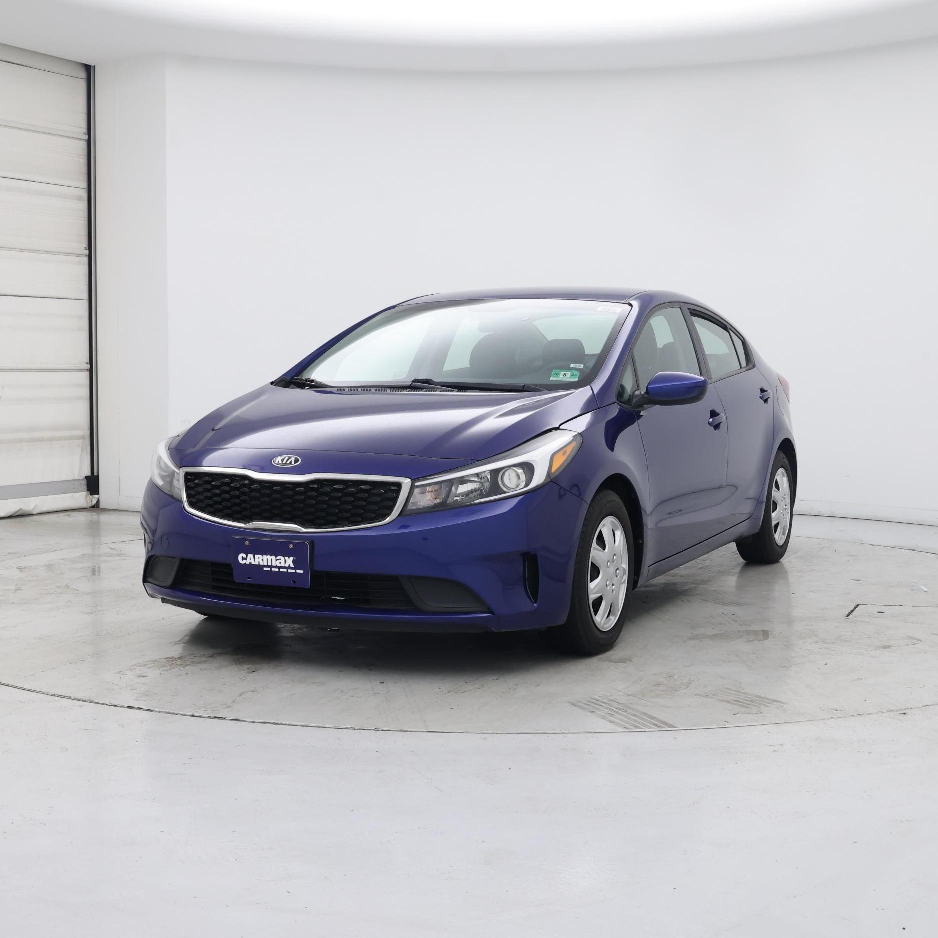 Thumbnail: 2018 Kia Forte - 4