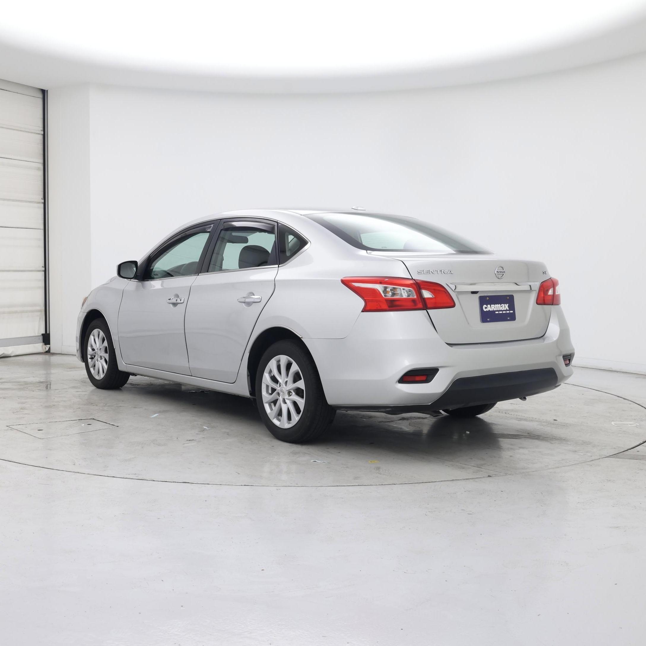 Thumbnail: 2019 Nissan Sentra - 2