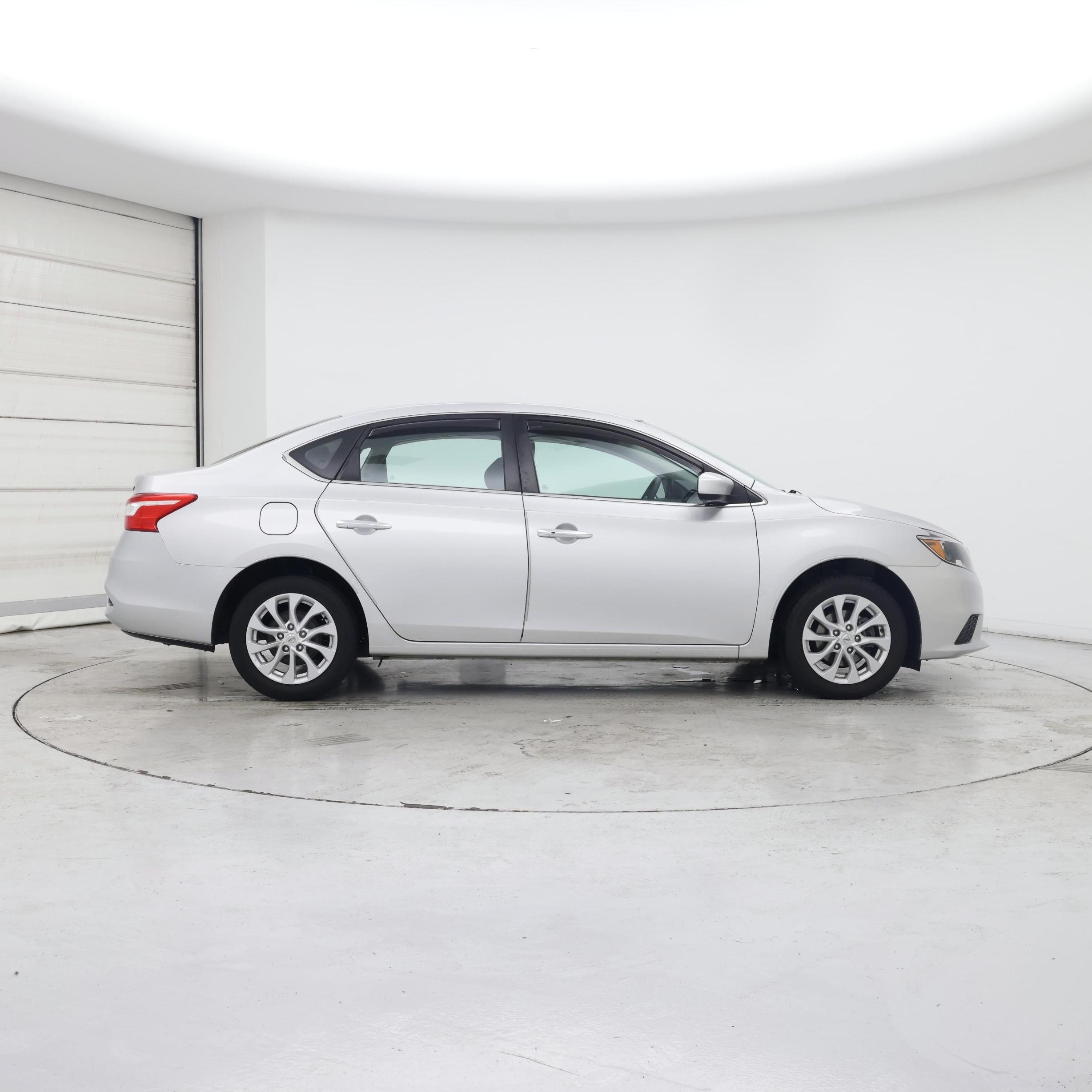 Thumbnail: 2019 Nissan Sentra - 7