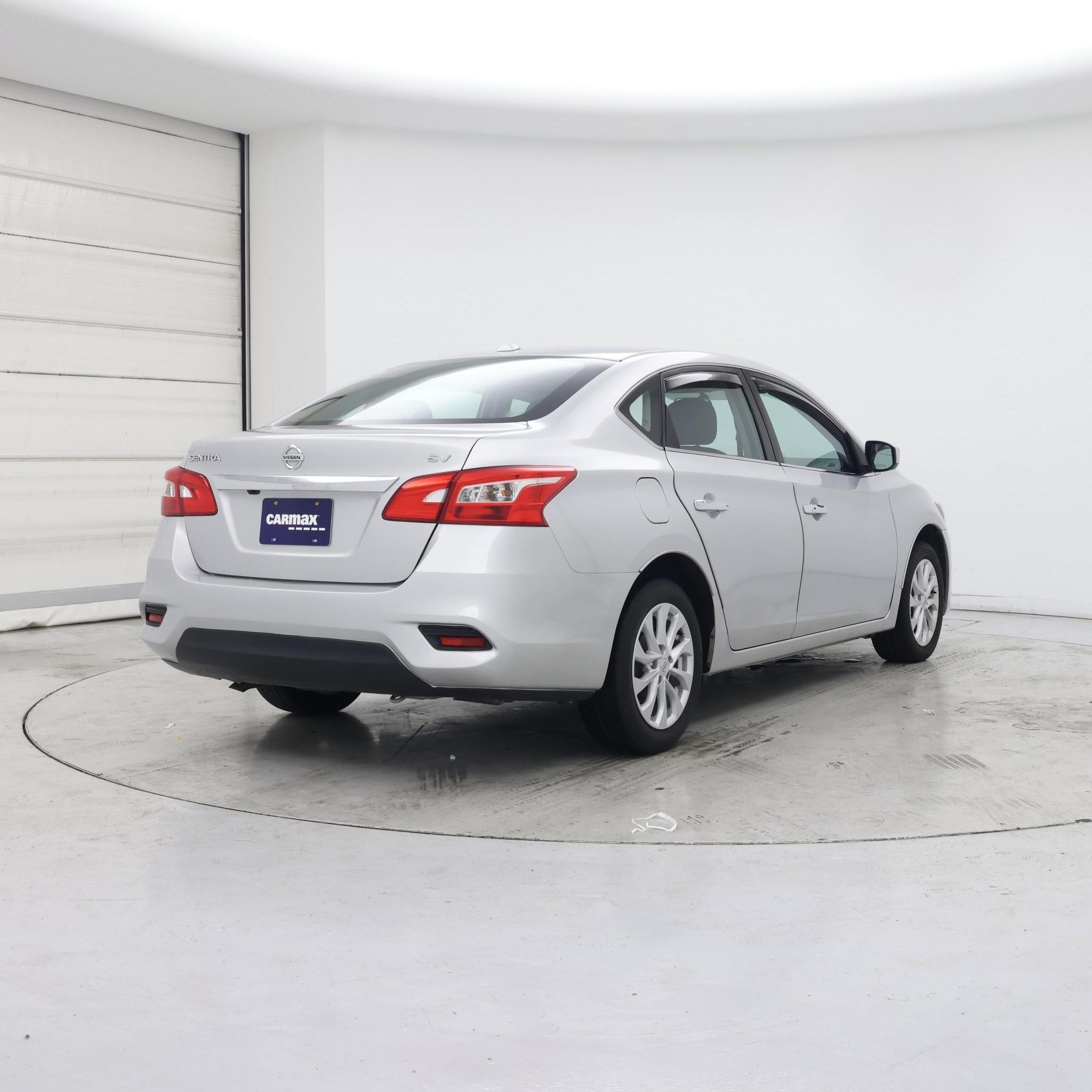 Thumbnail: 2019 Nissan Sentra - 8