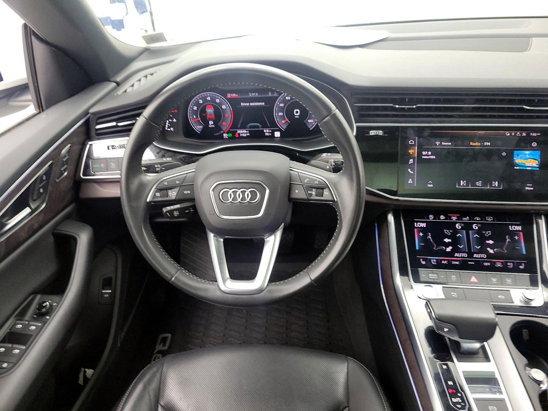 Thumbnail: 2019 Audi Q8 - 10