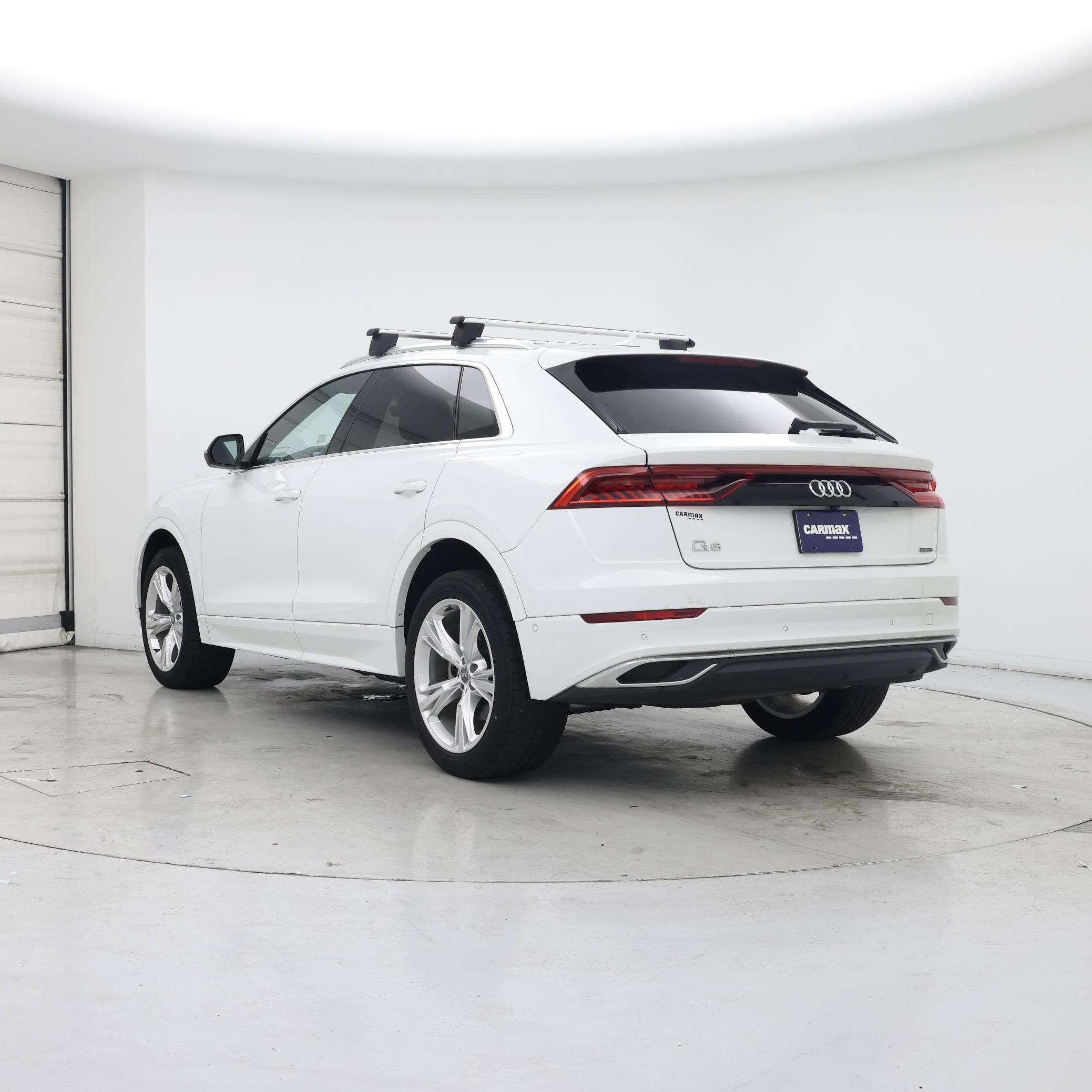 Thumbnail: 2019 Audi Q8 - 2