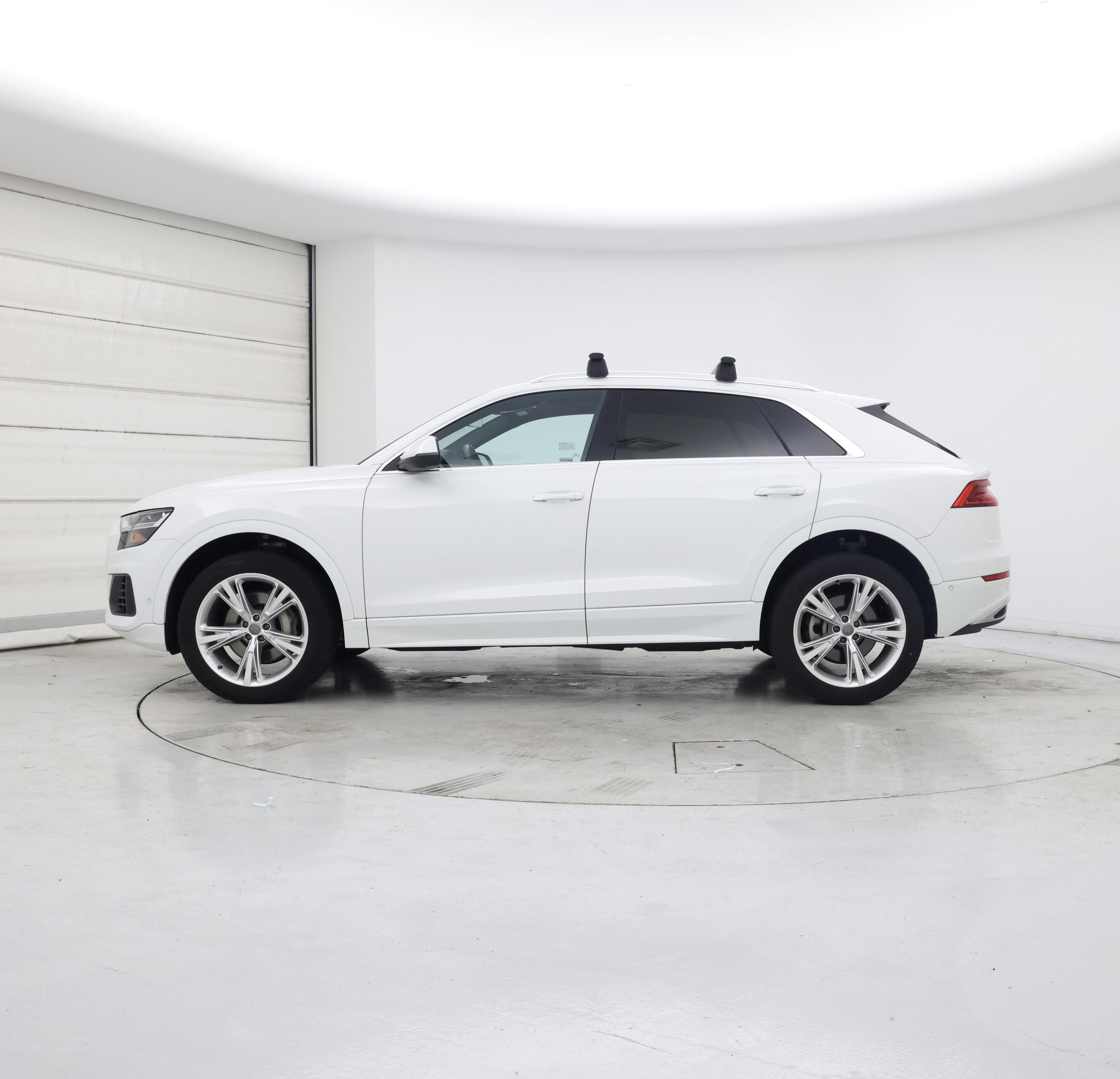 Thumbnail: 2019 Audi Q8 - 3