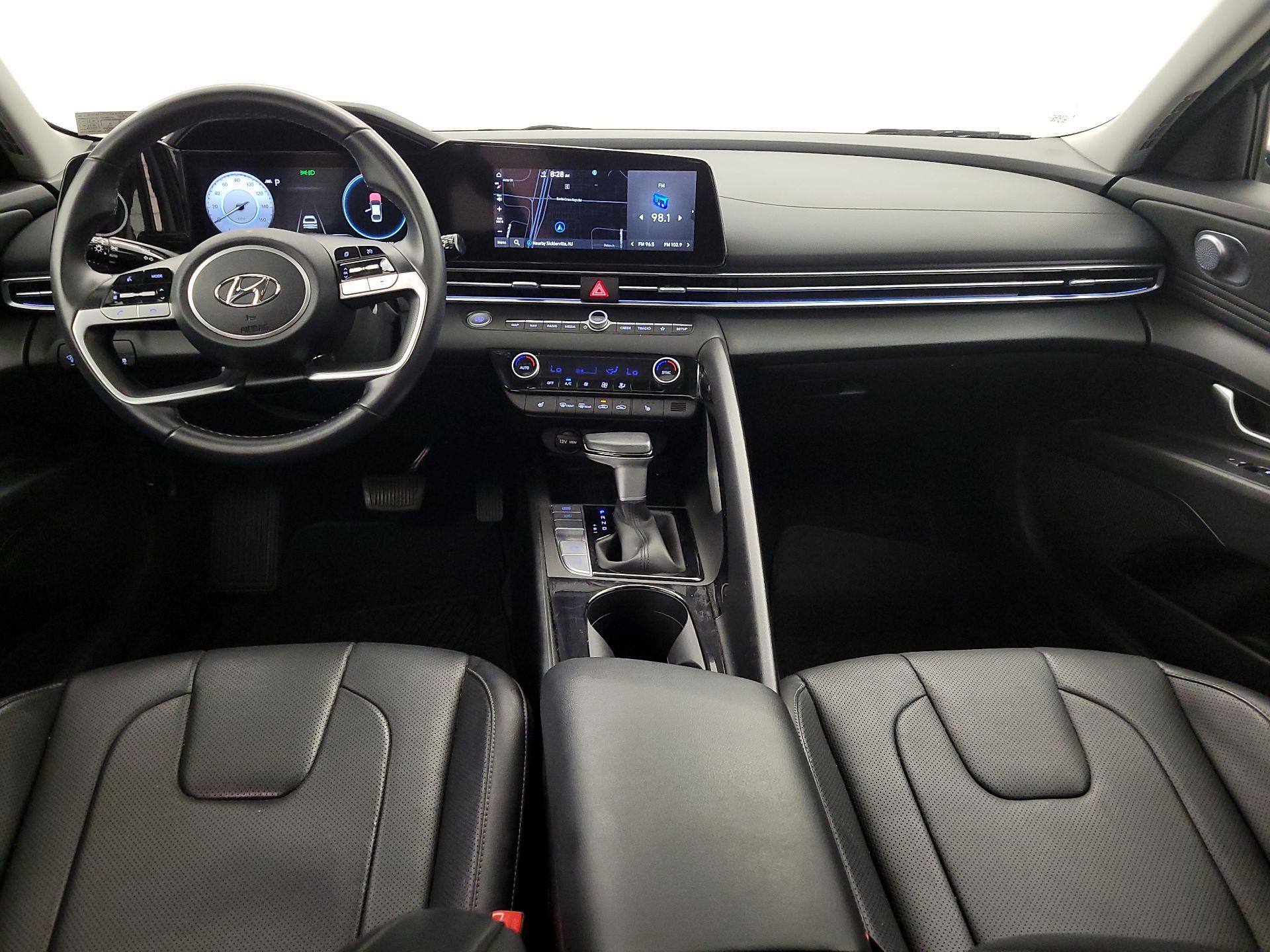 Thumbnail: 2023 Hyundai Elantra - 9