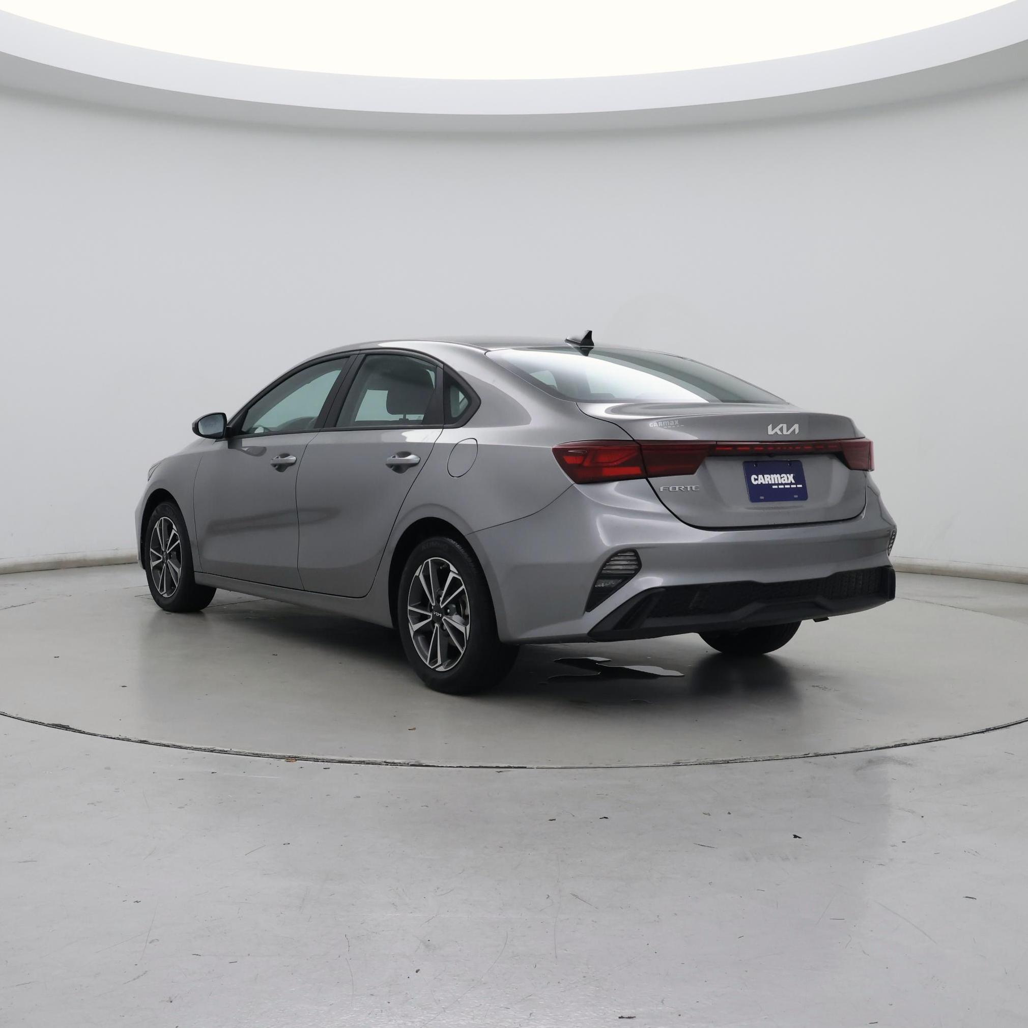 Thumbnail: 2023 Kia Forte - 2