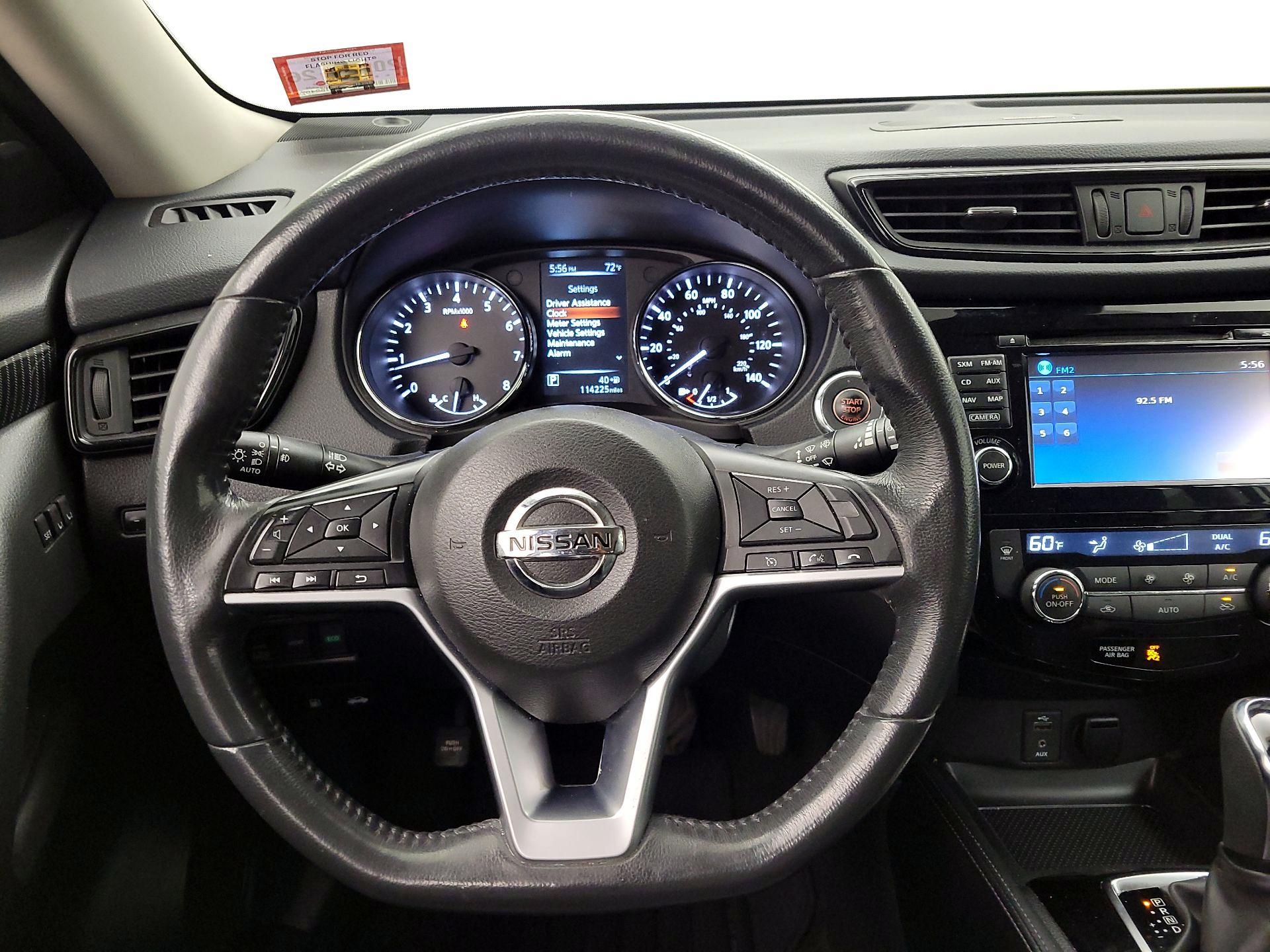 Thumbnail: 2017 Nissan Rogue - 10
