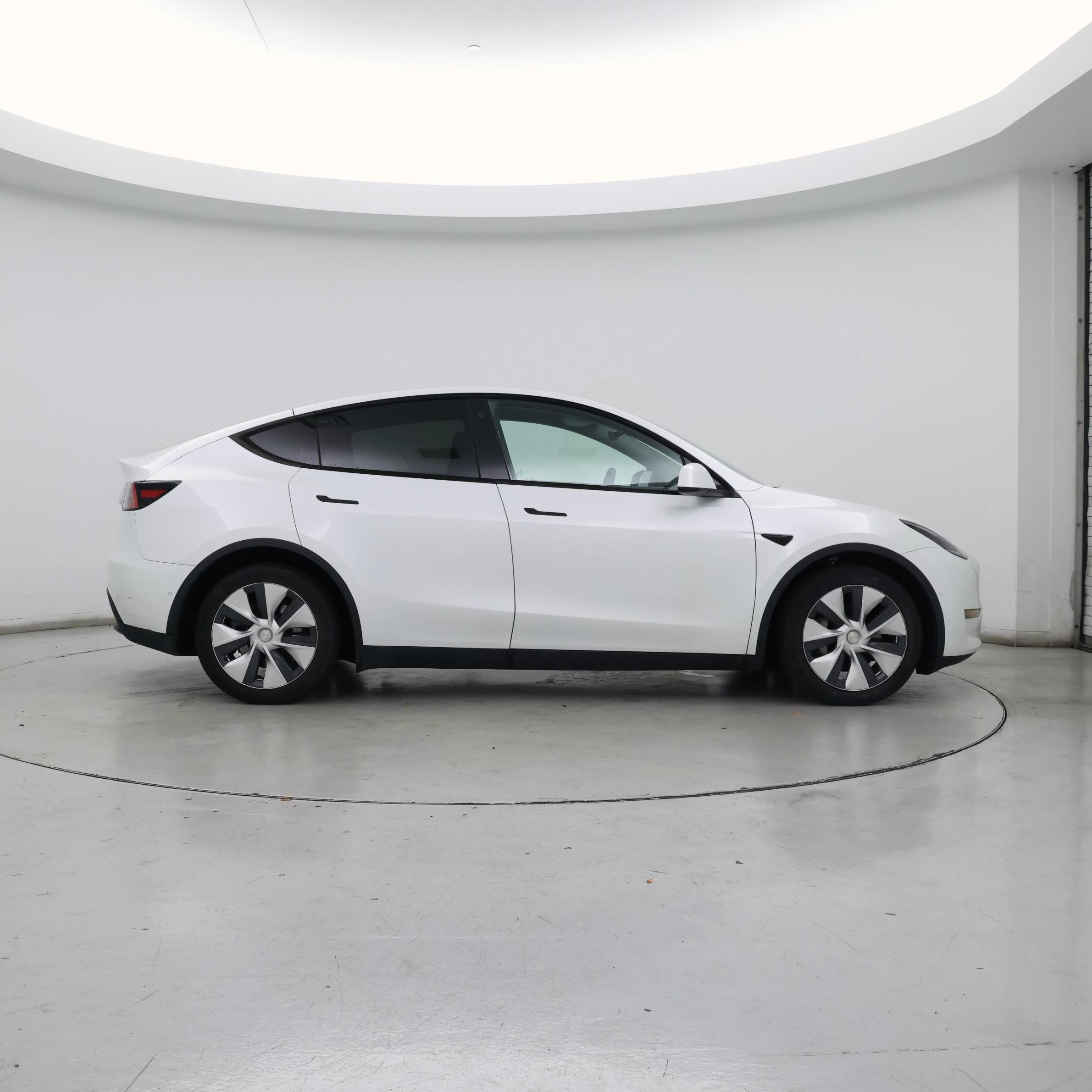 Thumbnail: 2020 Tesla Model Y - 7
