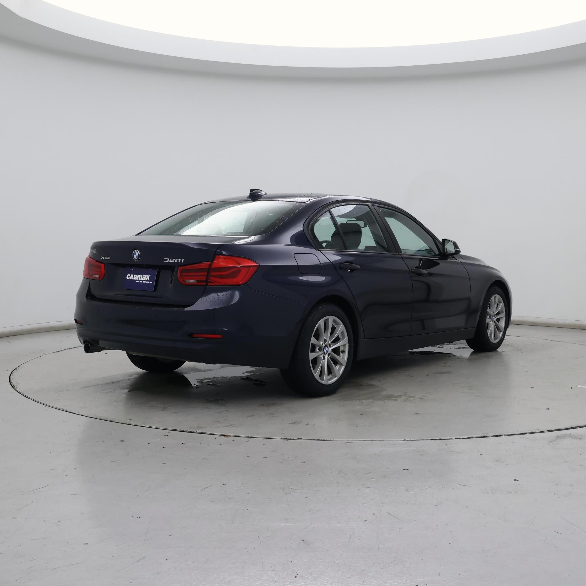 Thumbnail: 2017 BMW 3 Series - 8