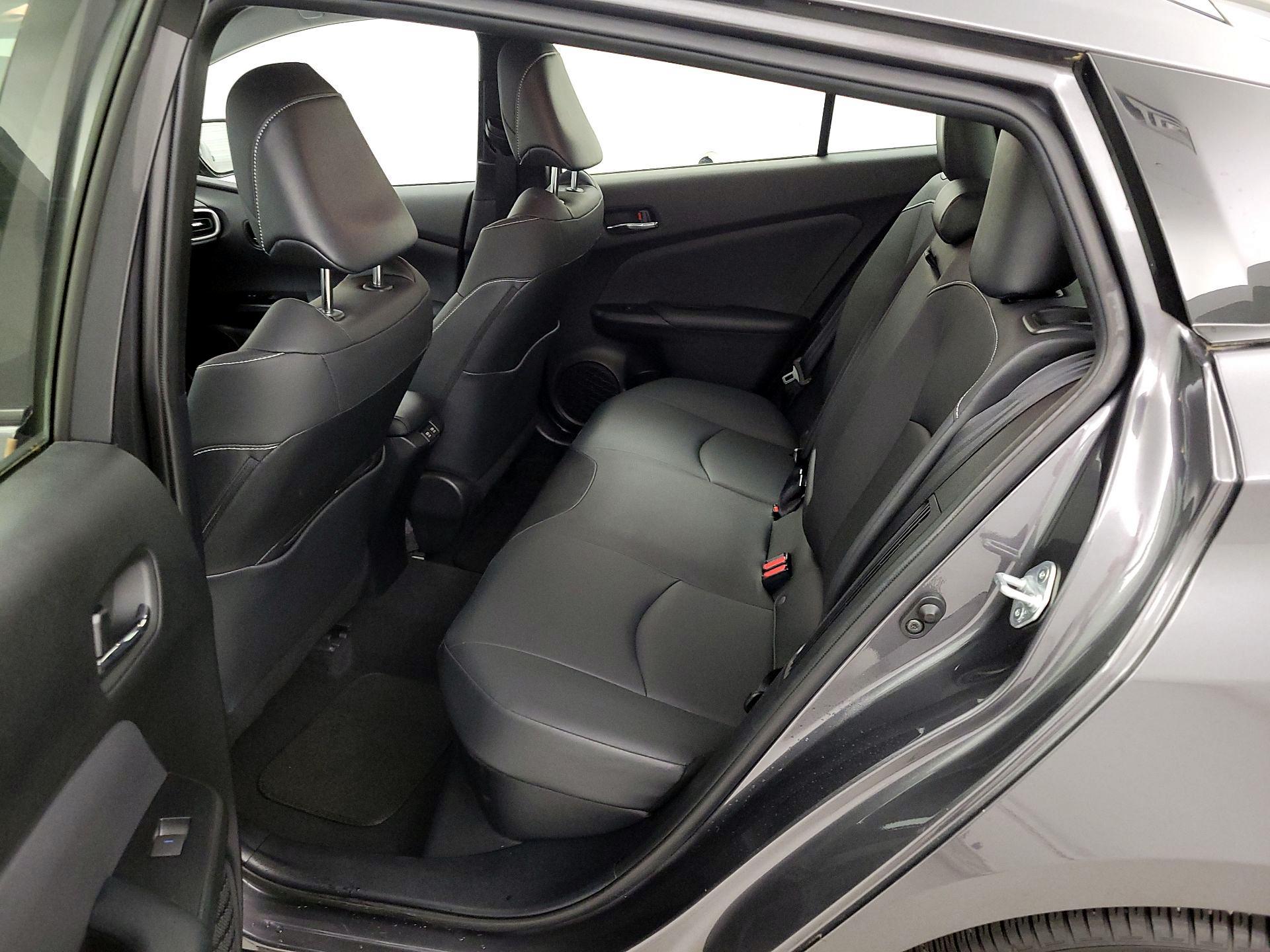 Thumbnail: 2020 Toyota Prius Prime - 20