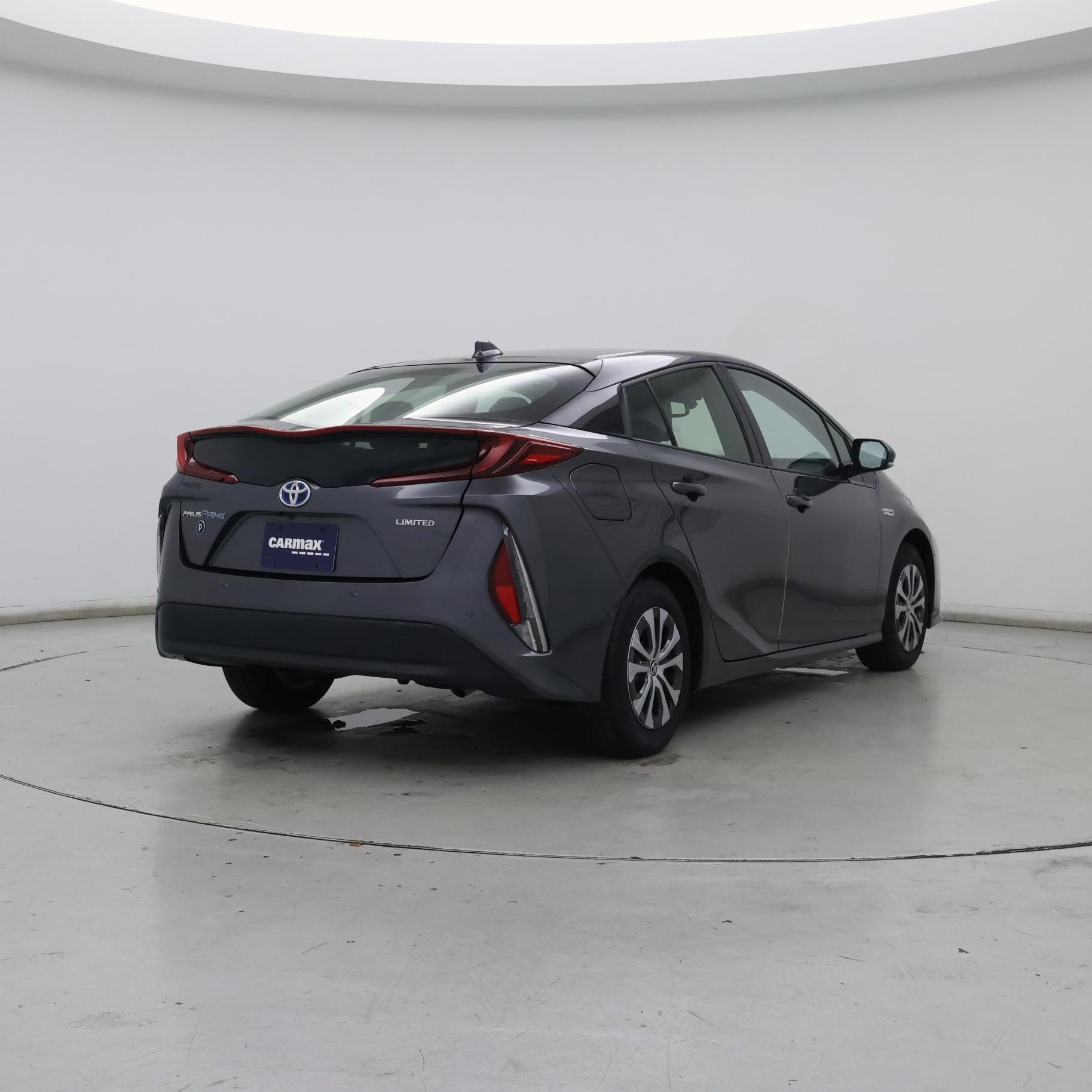 Thumbnail: 2020 Toyota Prius Prime - 8