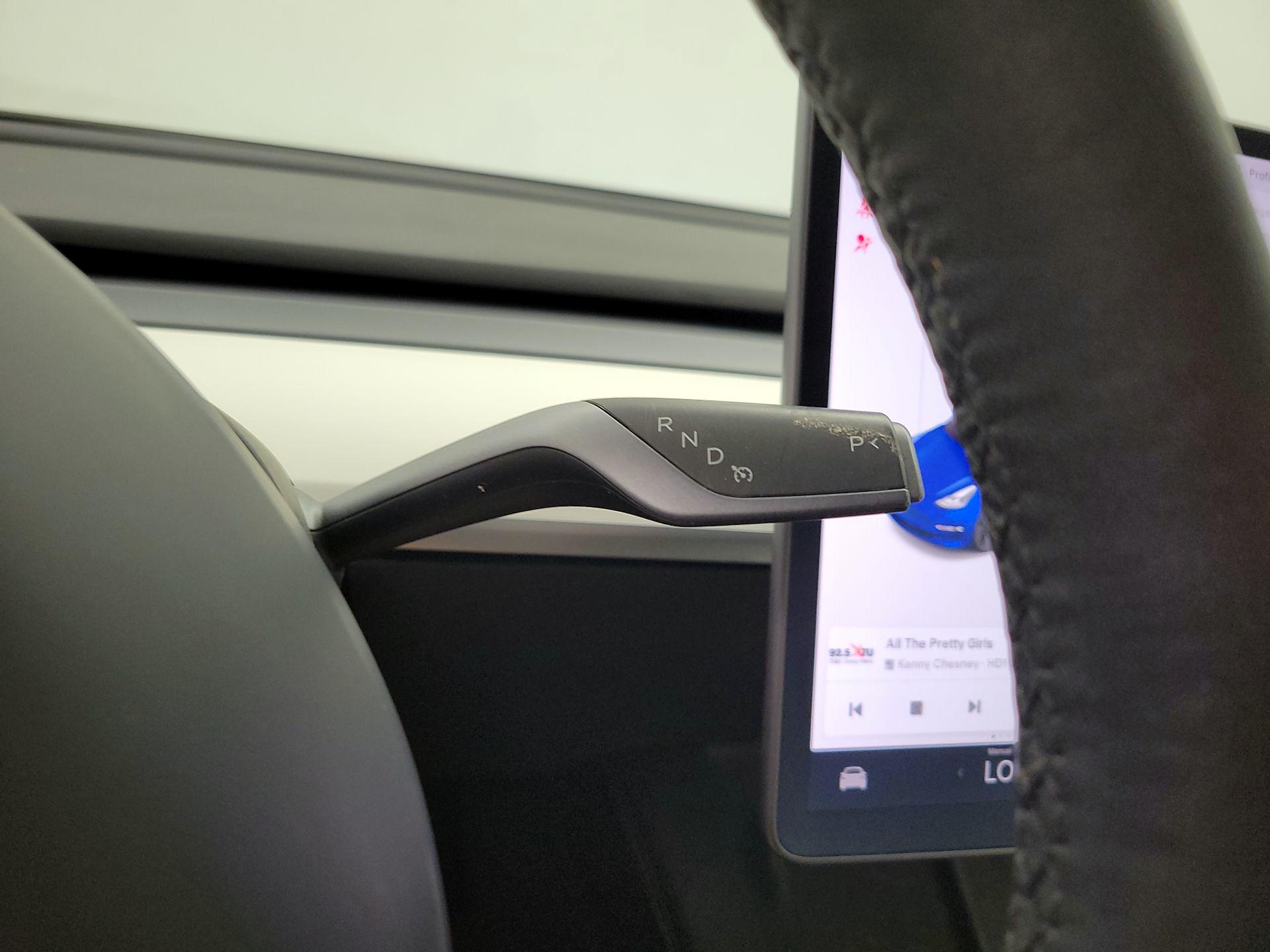 Thumbnail: 2021 Tesla Model 3 - 17