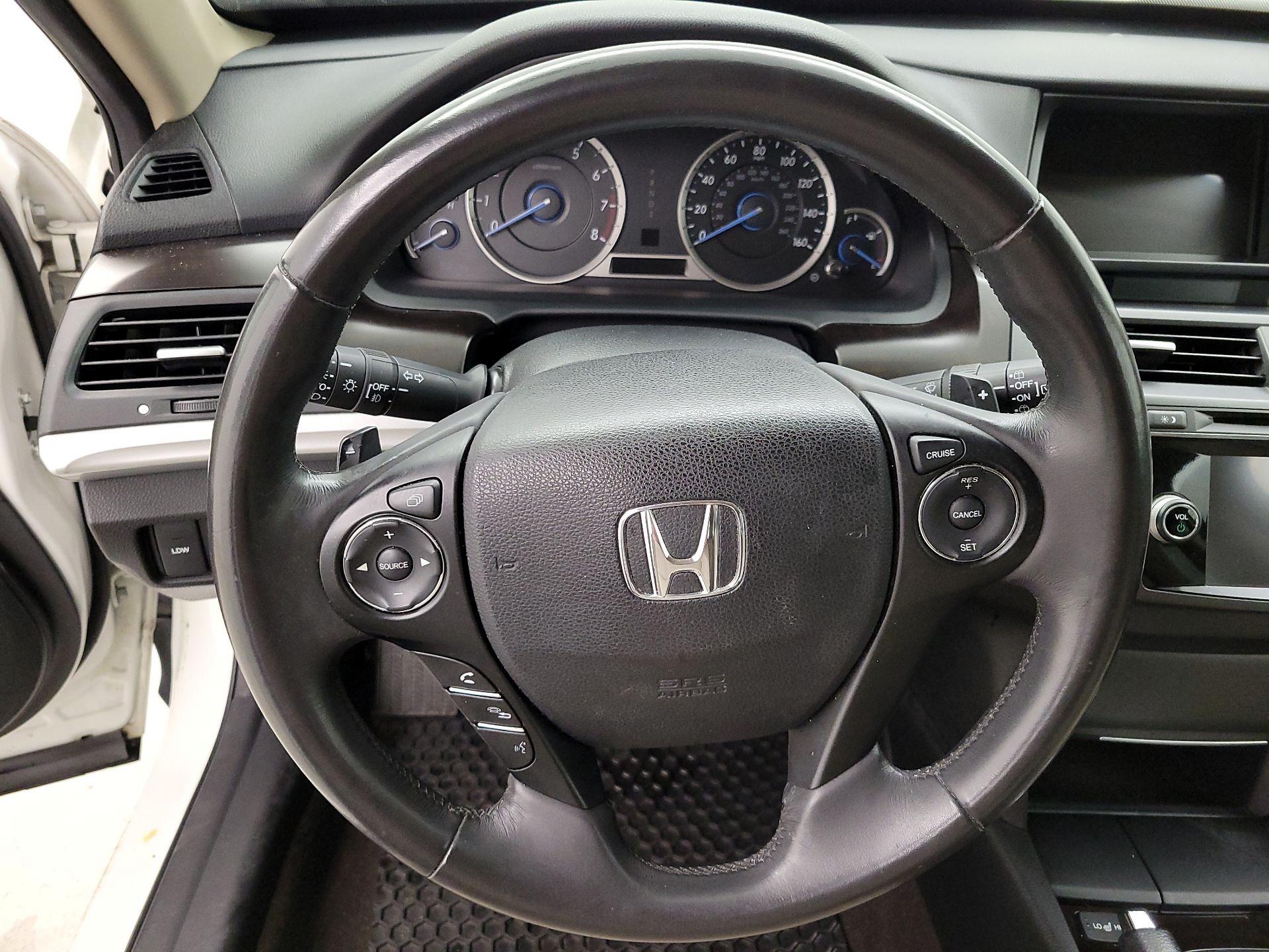 Thumbnail: 2014 Honda Accord Crosstour - 10