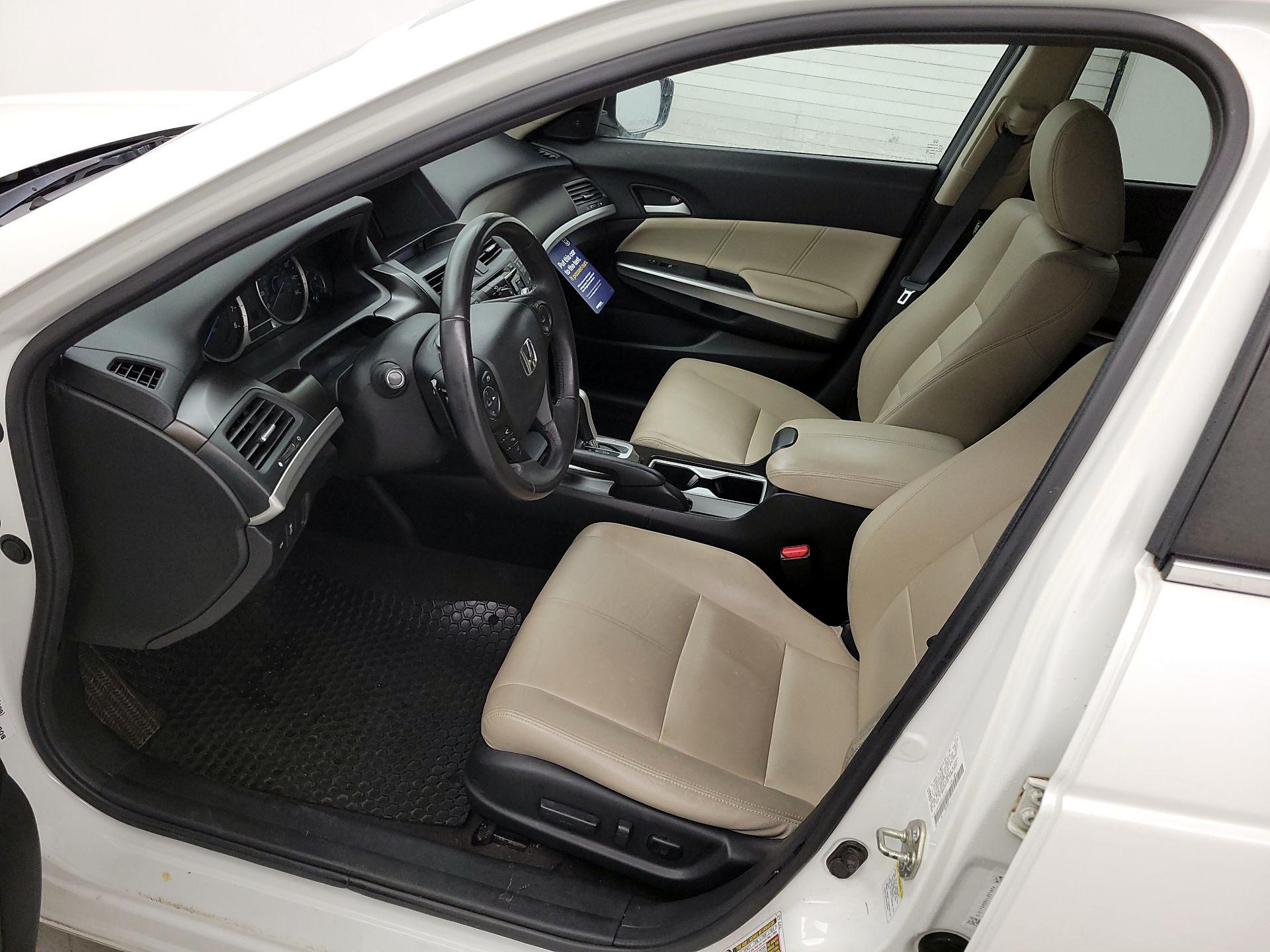 Thumbnail: 2014 Honda Accord Crosstour - 11