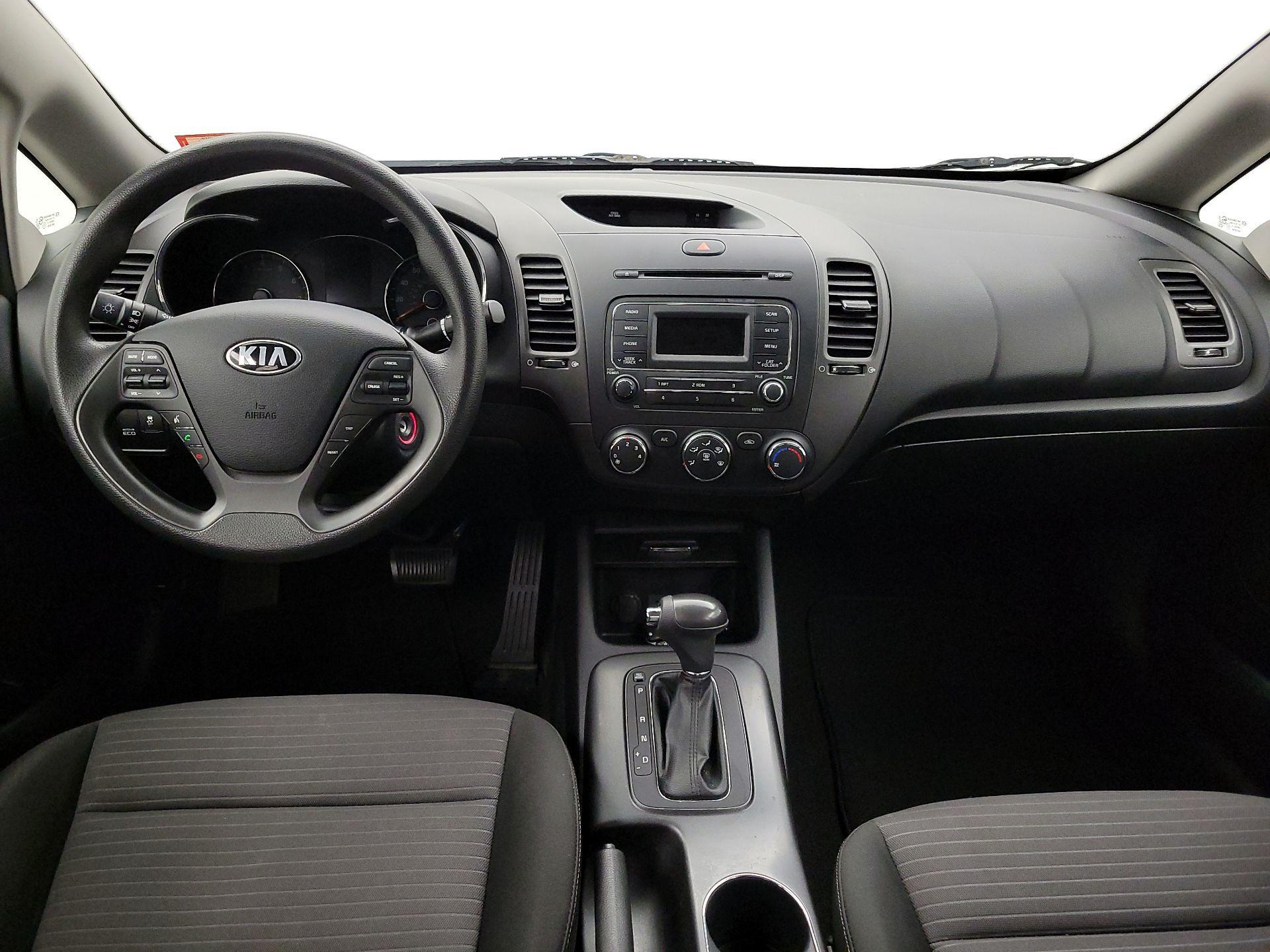 Thumbnail: 2015 Kia Forte - 9