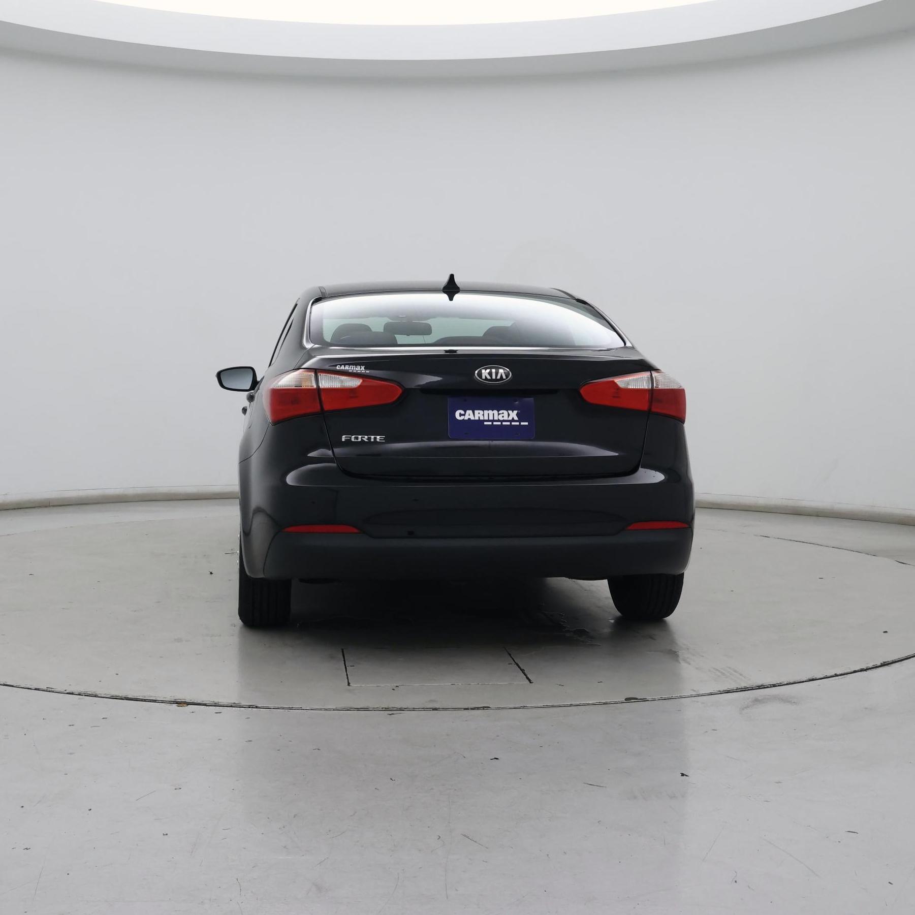 Thumbnail: 2015 Kia Forte - 6