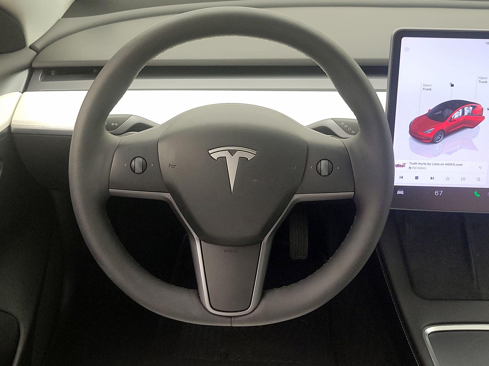 Thumbnail: 2022 Tesla Model 3 - 10